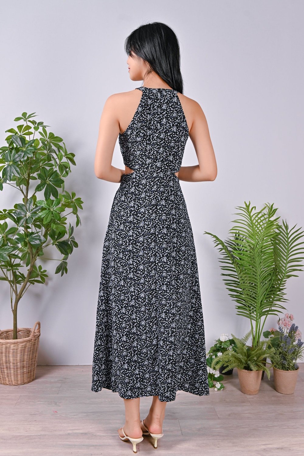 JOY FLORAL CUT-OUT MAXI DRESS IN BLACK