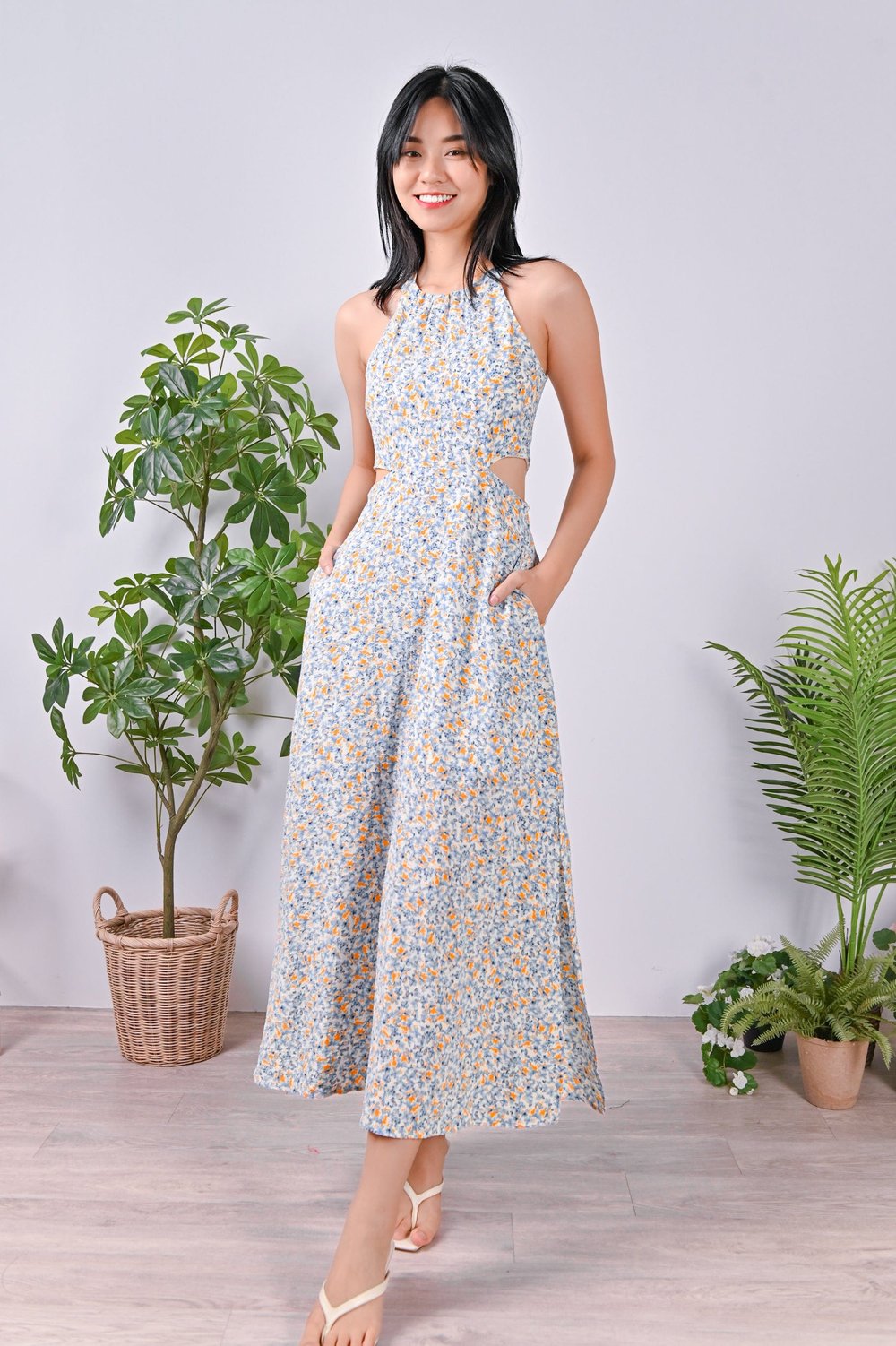 JOY FLORAL CUT-OUT MAXI DRESS IN OFF-WHITE