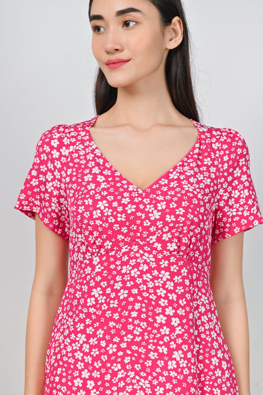 NEA FLORAL MIDI DRESS IN PINK NEA FLORAL MIDI DRESS IN PINK