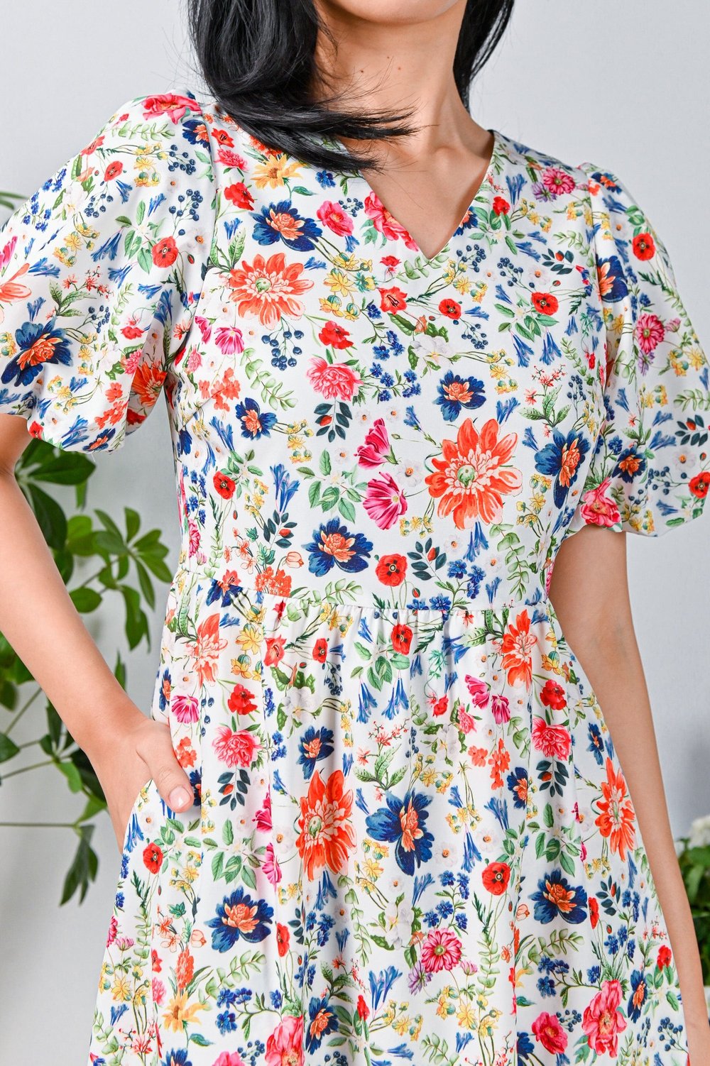 ROBUST FLORAL PUFF-SLEEVED MIDI DRESS ROBUST FLORAL PUFF-SLEEVED MIDI DRESS