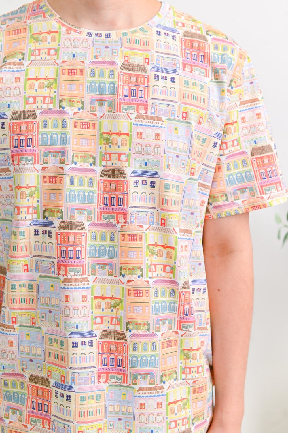 SHOPHOUSE PATTERN UNISEX TEE
