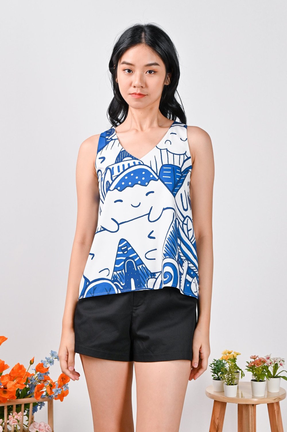 TOKYO TWO-WAY TOP IN MONOCHROME