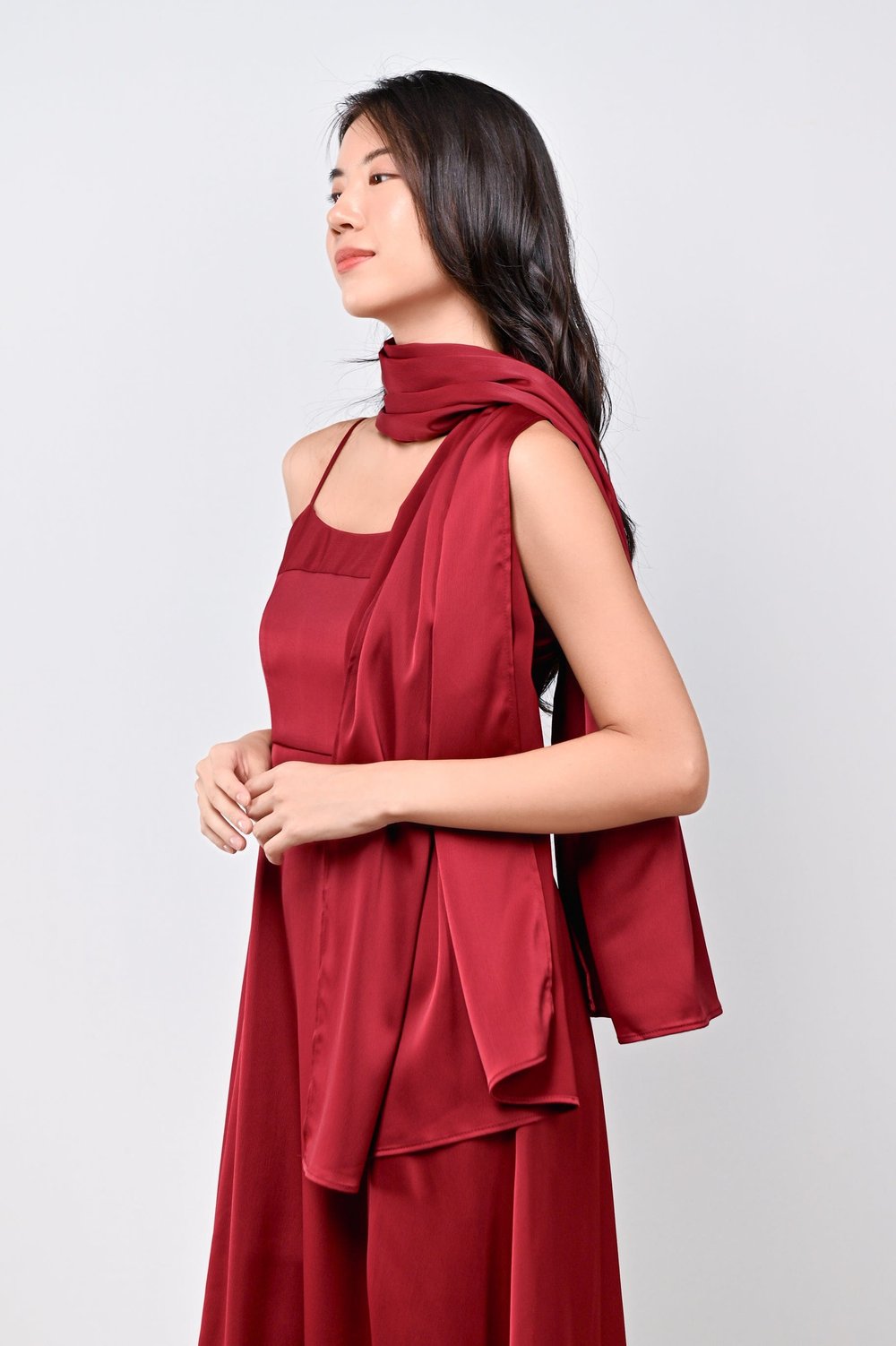 JAIME SHAWL / SCARF IN WINE JAIME SHAWL / SCARF IN WINE