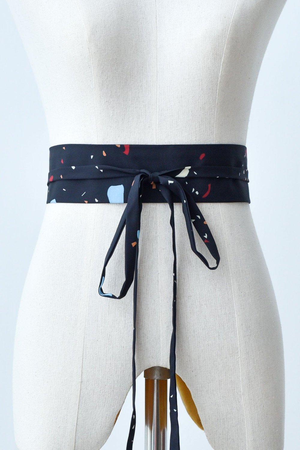 TERRAZZO OBI SASH IN BLACK TERRAZZO OBI SASH IN BLACK