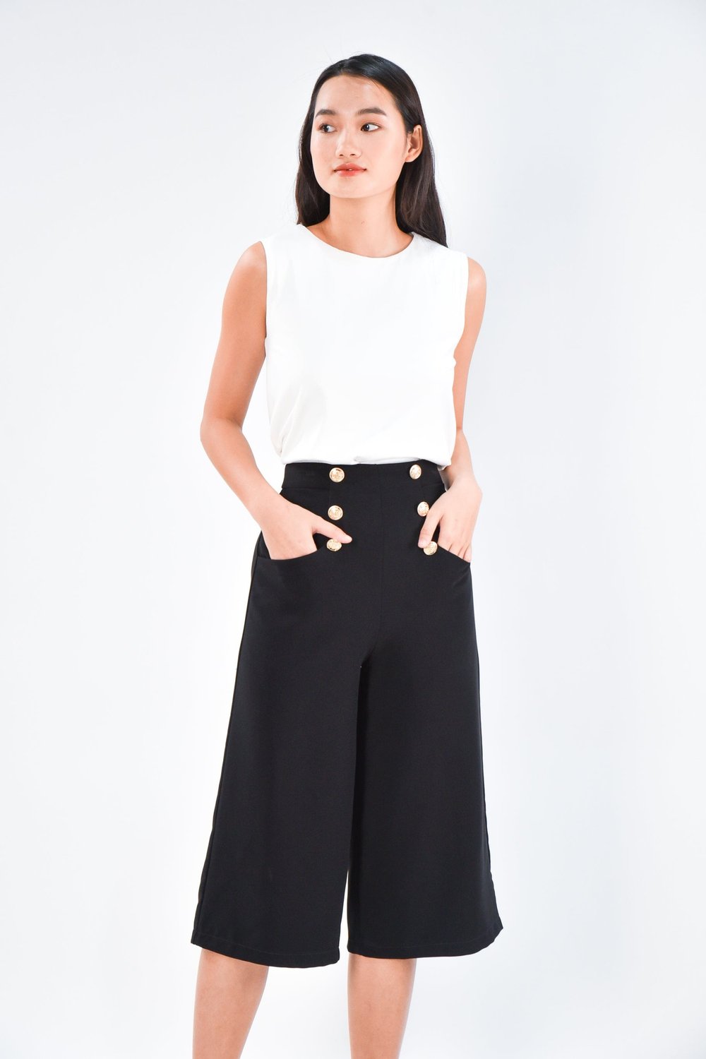 CYNTHIA BUTTON CULOTTES IN BLACK