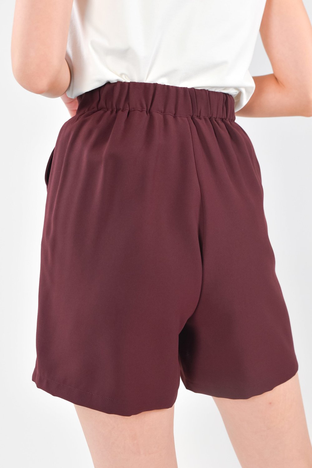 ELIZA ELASTIC-BACK BERMS IN BURGUNDY