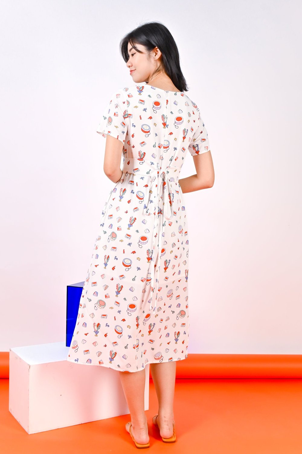 80S GAMES SLEEVED MIDI DRESS