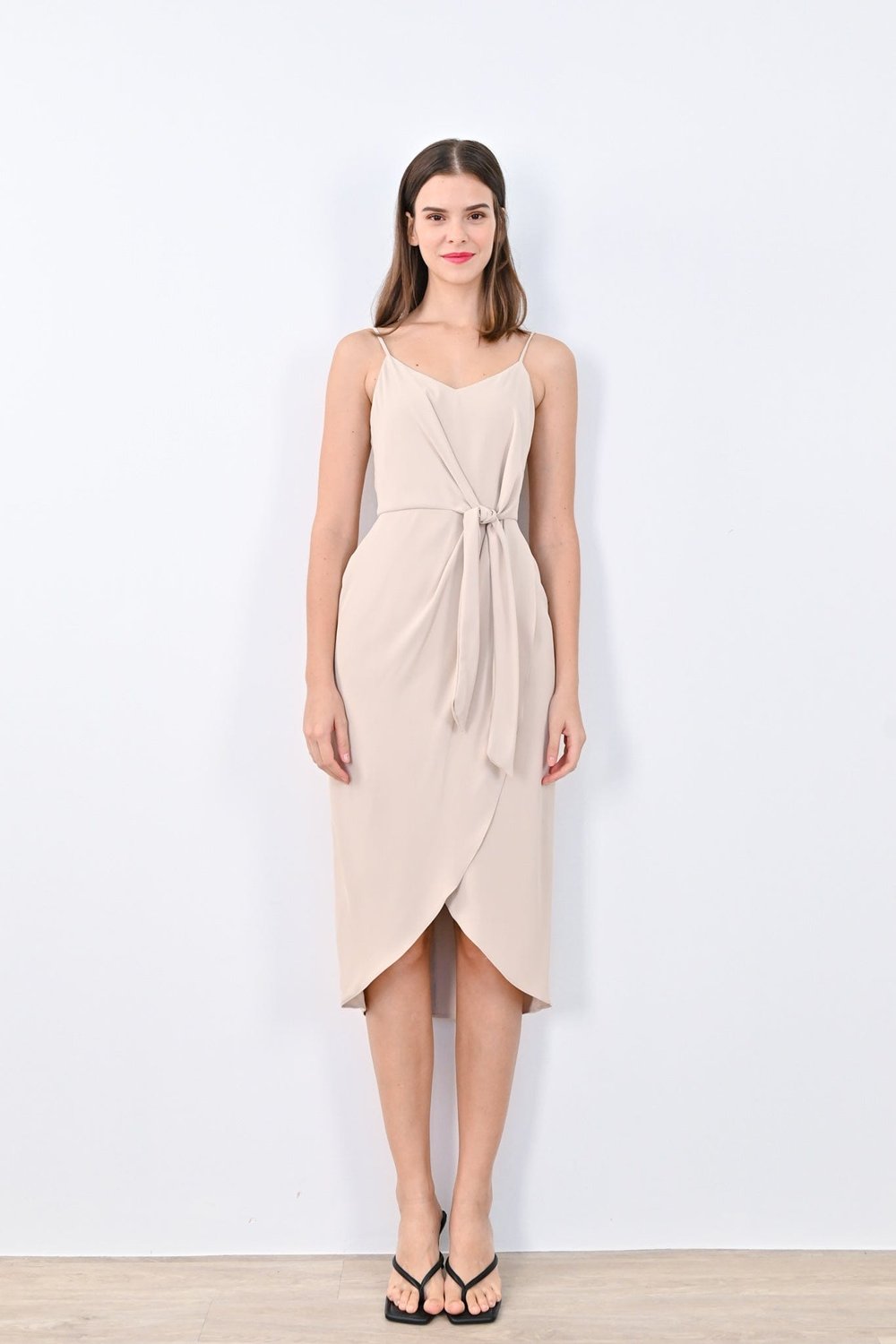 ANGELA SPAG MIDI DRESS IN CHAMPAGNE