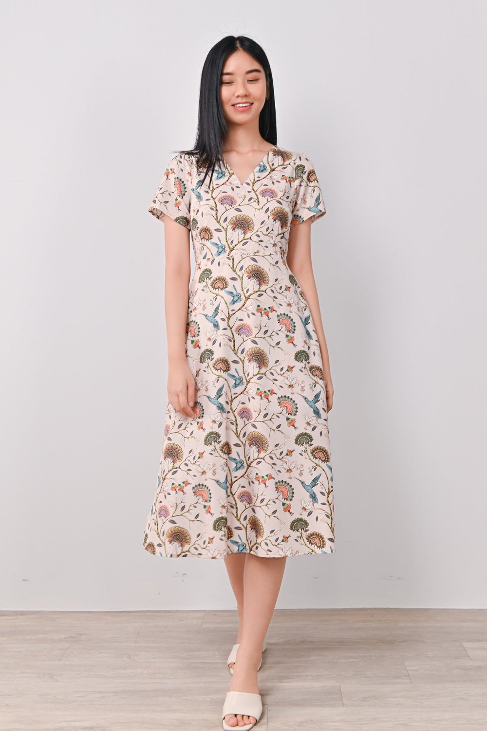BLESSINGS ON WINGS V-NECK DRESS BLESSINGS ON WINGS V-NECK DRESS