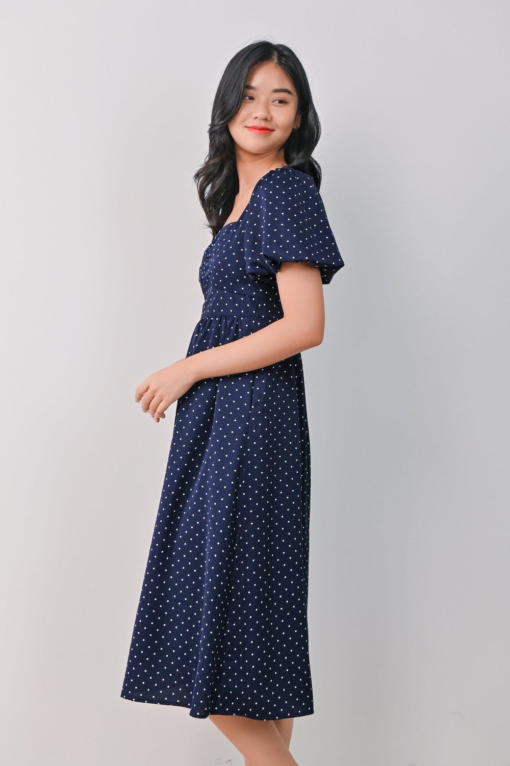 CONNIE PUFF-SLEEVES DRESS IN NAVY POLKA