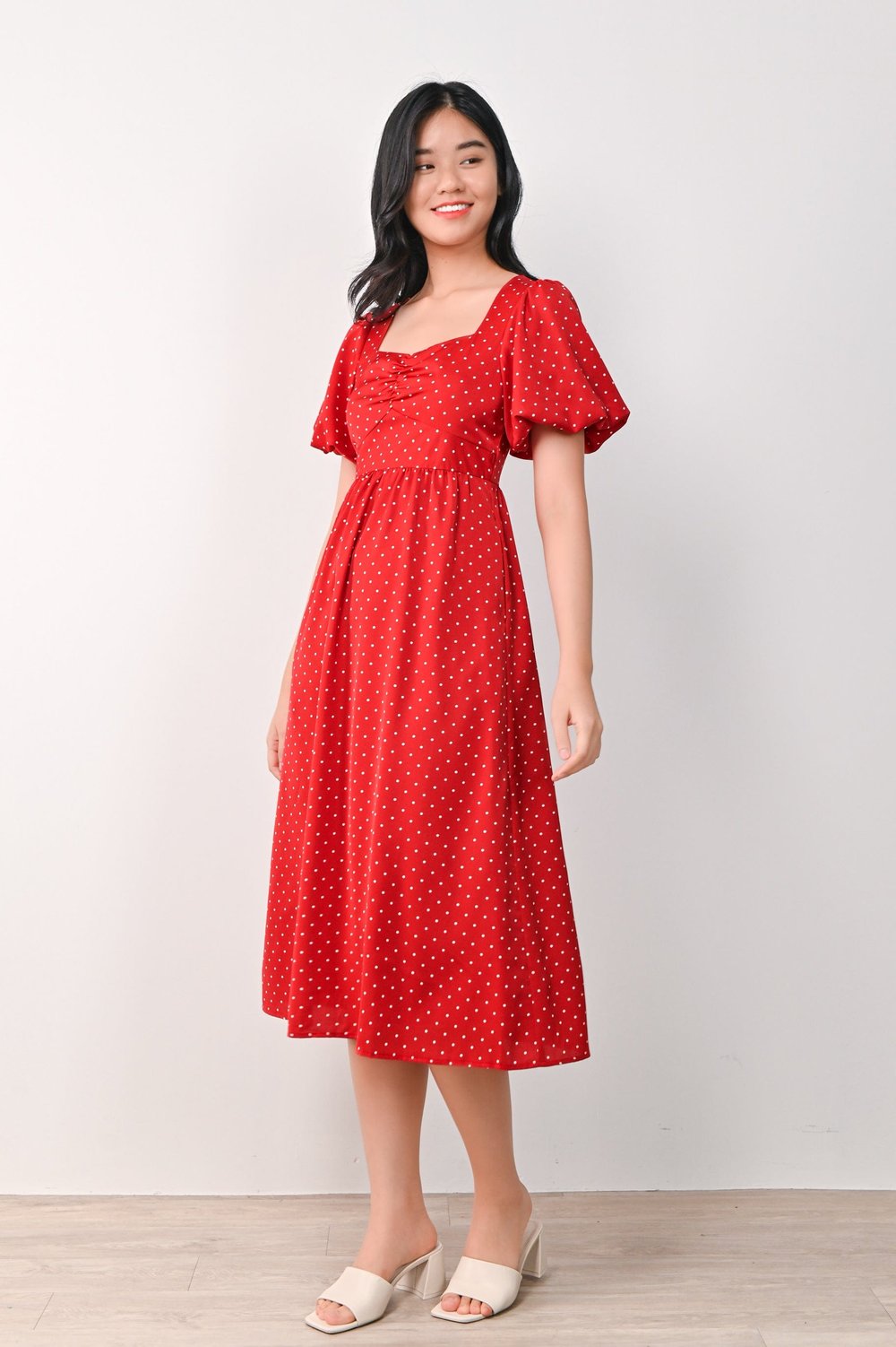 CONNIE PUFF-SLEEVES DRESS IN RED POLKA