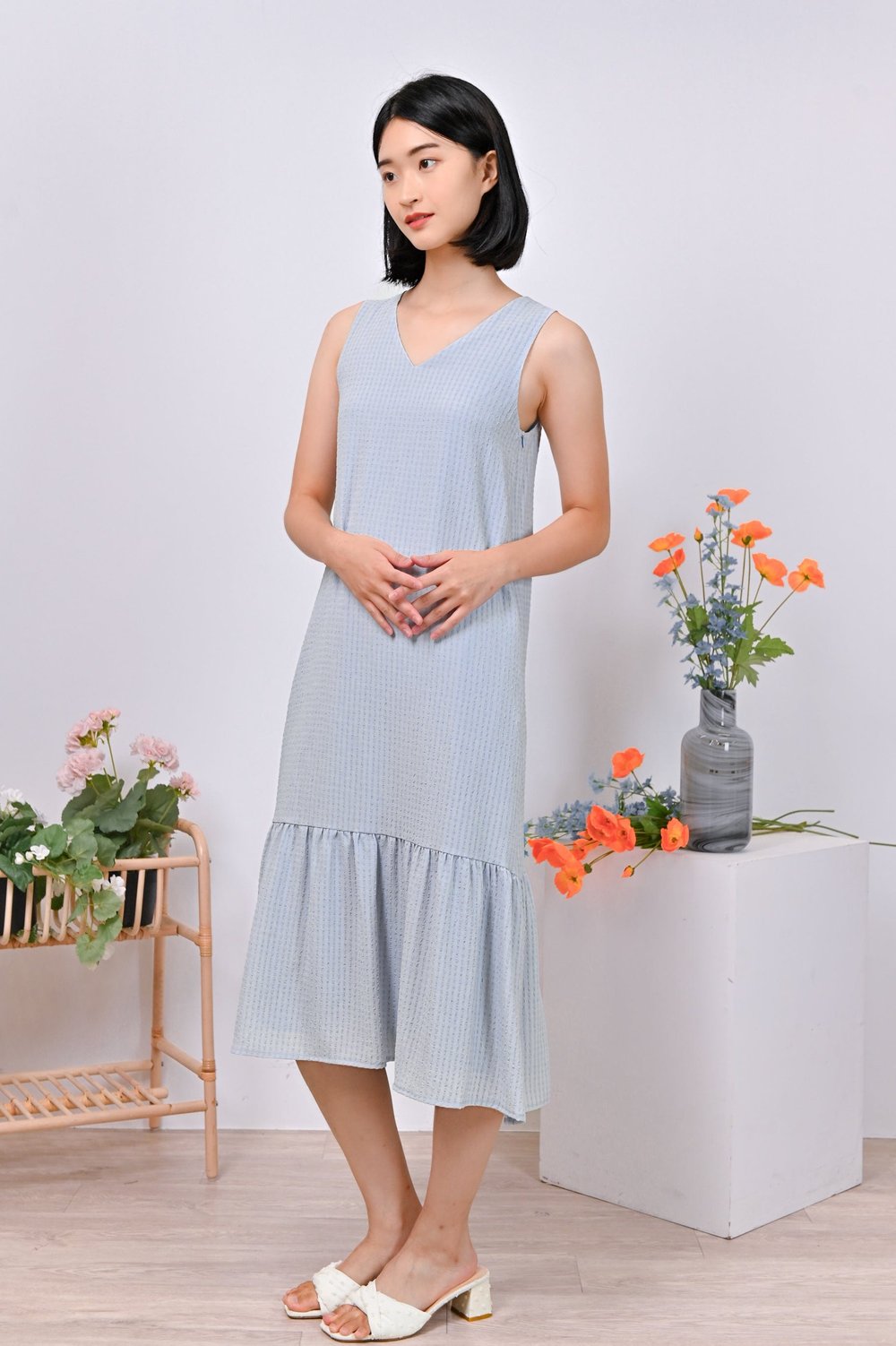 CORALINE TEXTURED TWO-WAY DRESS IN GREY-BLUE