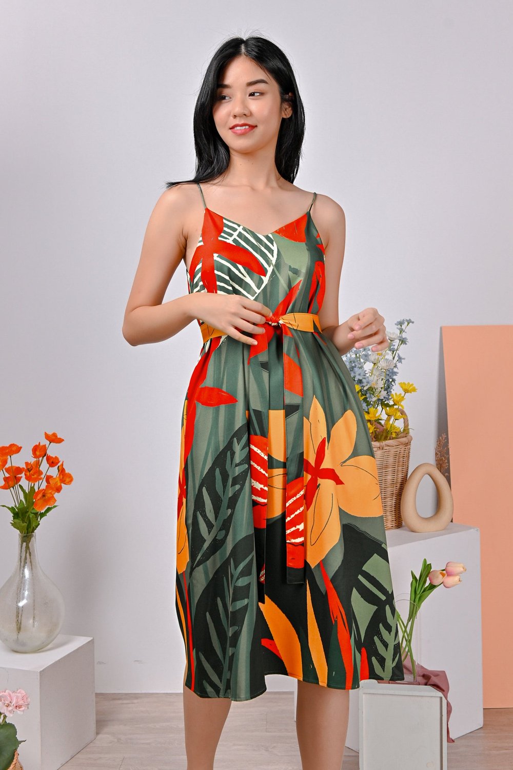 FAMED FOREST SPAG DRESS IN GREEN