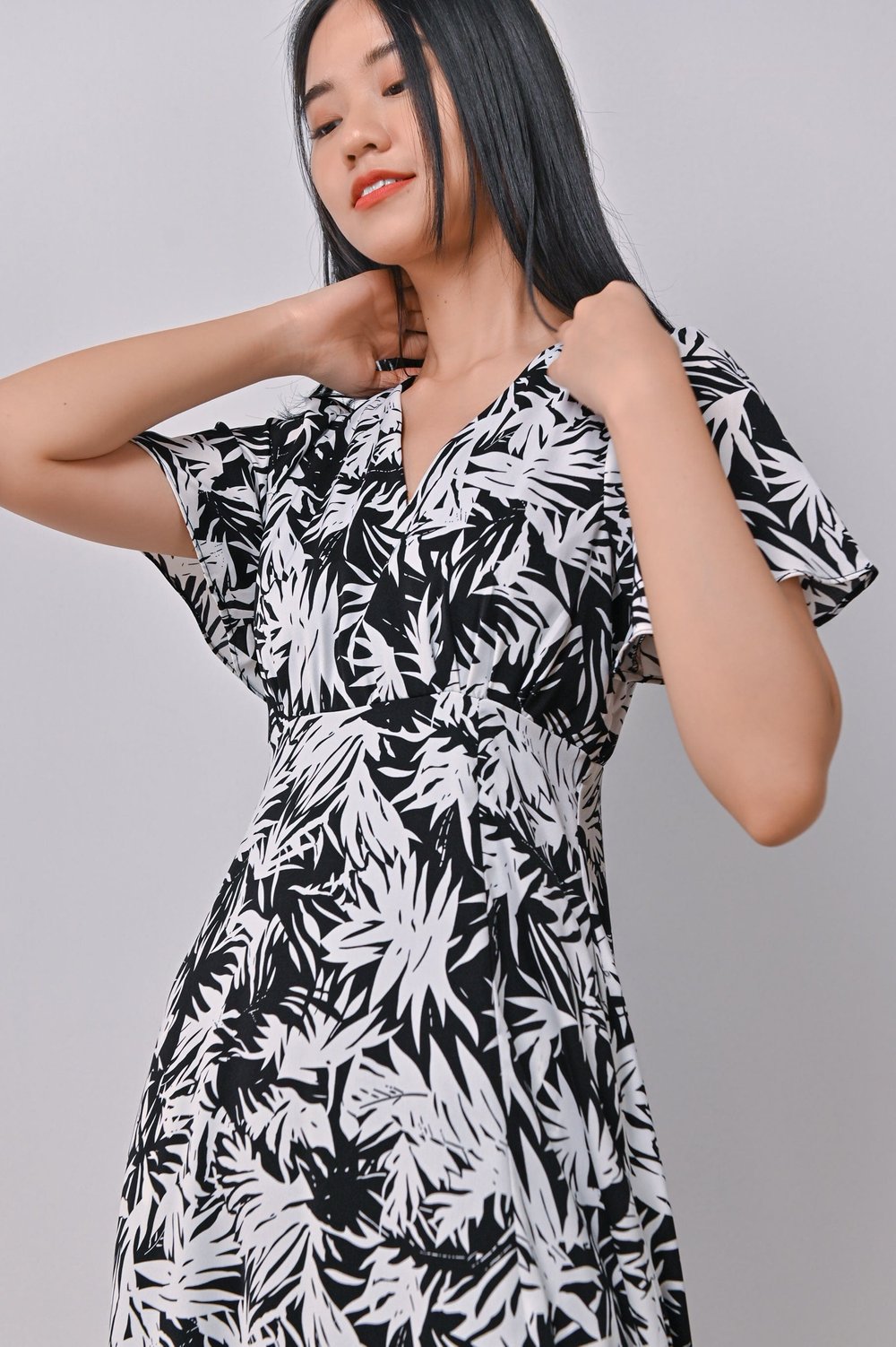 GERMAINE MAXI IN MONO ABSTRACT GERMAINE MAXI IN MONO ABSTRACT