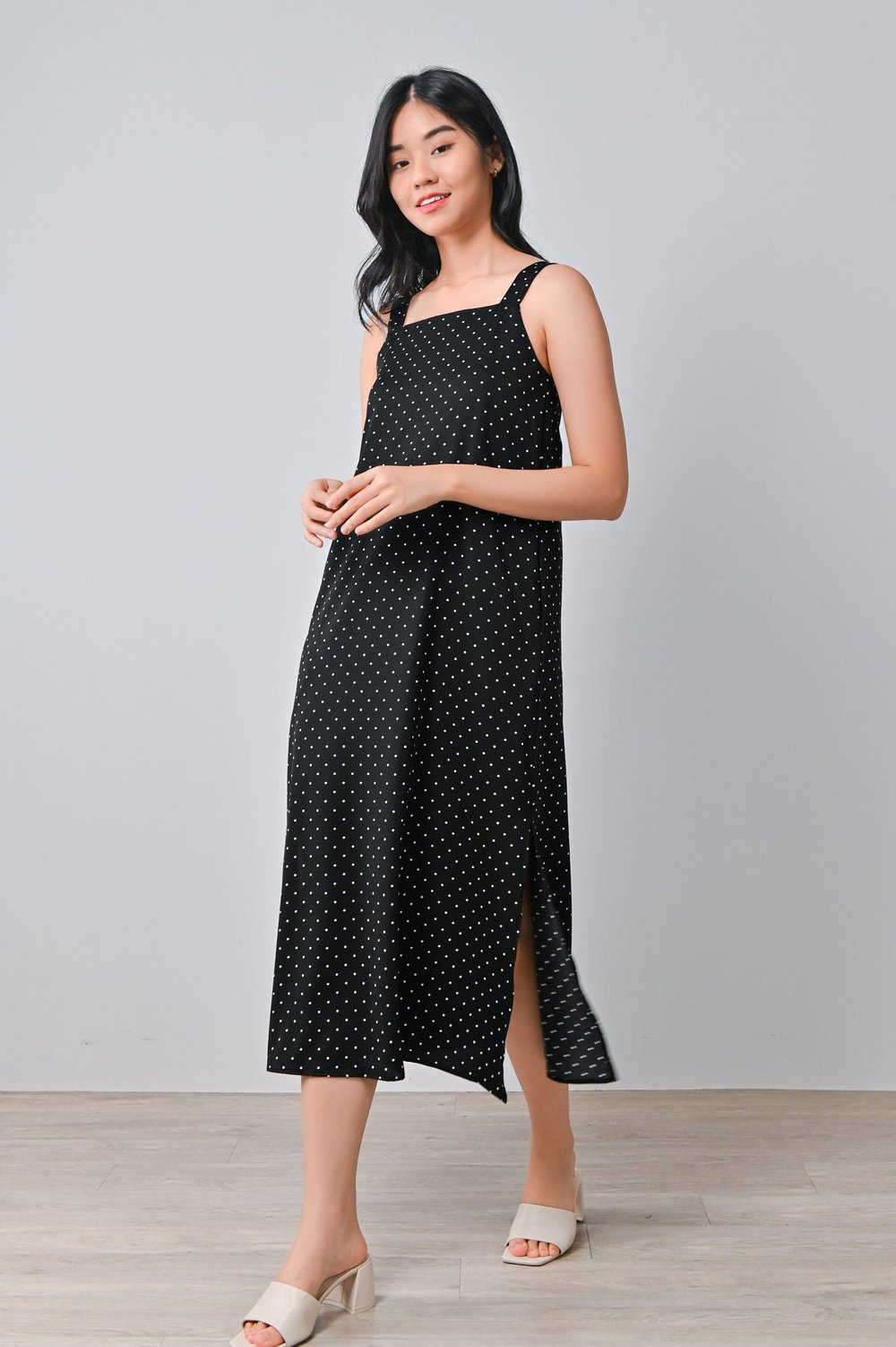 HADAE THICK-STRAP DRESS IN BLACK POLKA