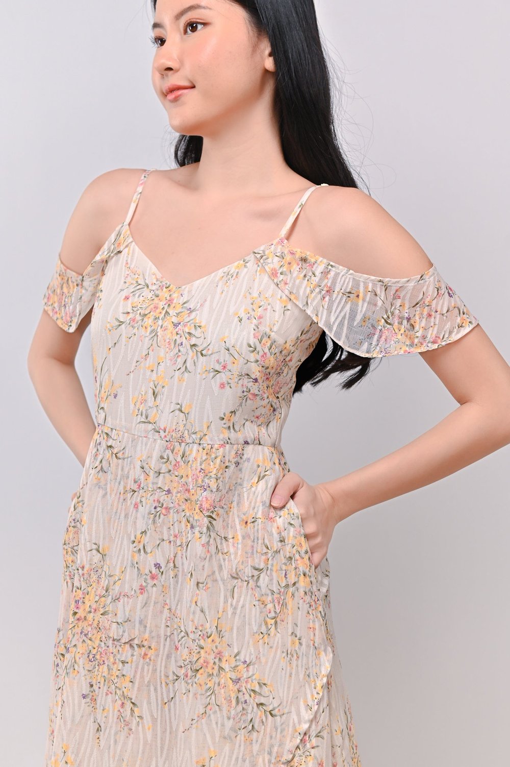 HALEY COLD-SHOULDER DRESS IN CREAM HALEY COLD-SHOULDER DRESS IN CREAM