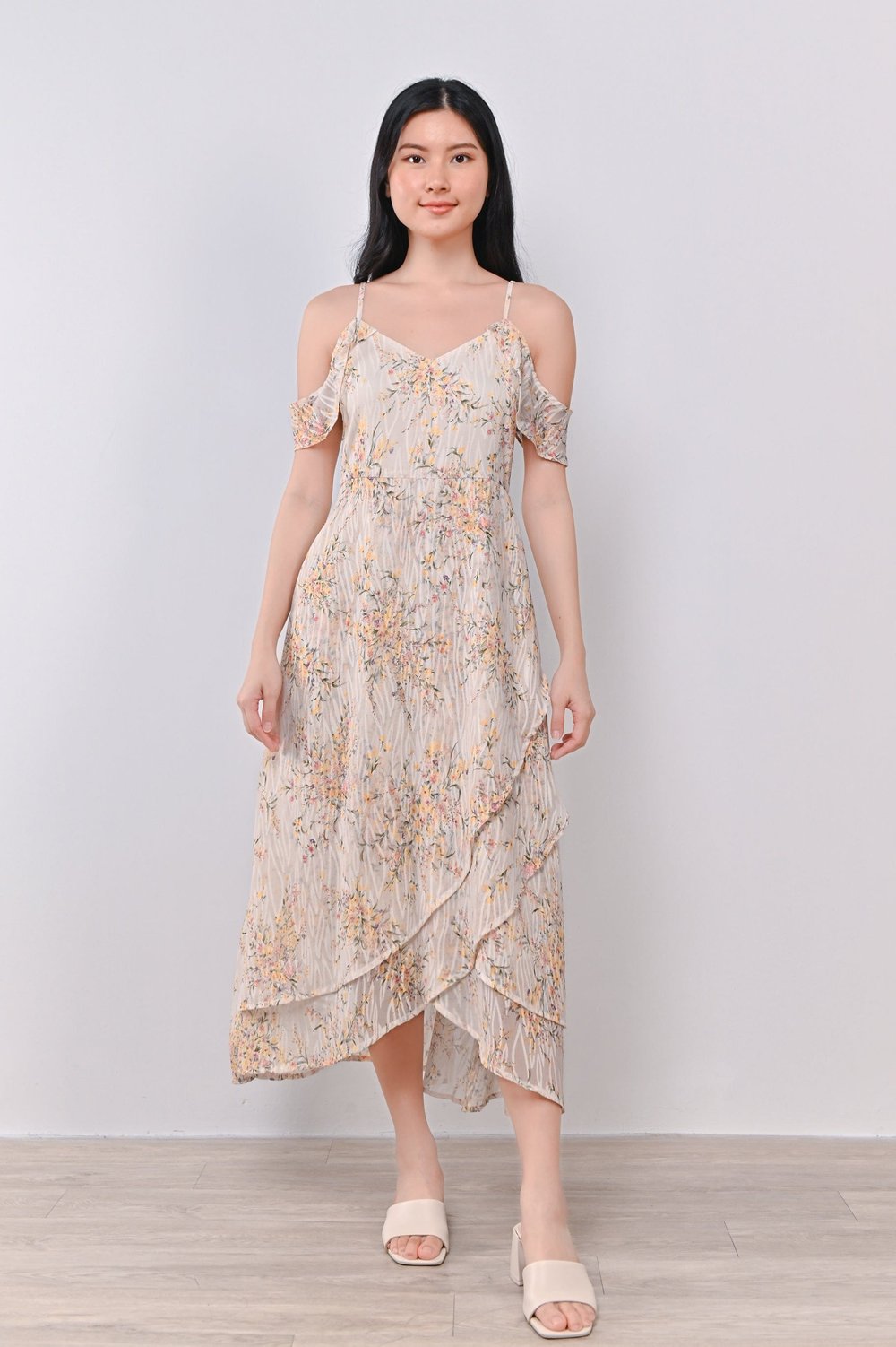 HALEY COLD-SHOULDER DRESS IN CREAM HALEY COLD-SHOULDER DRESS IN CREAM