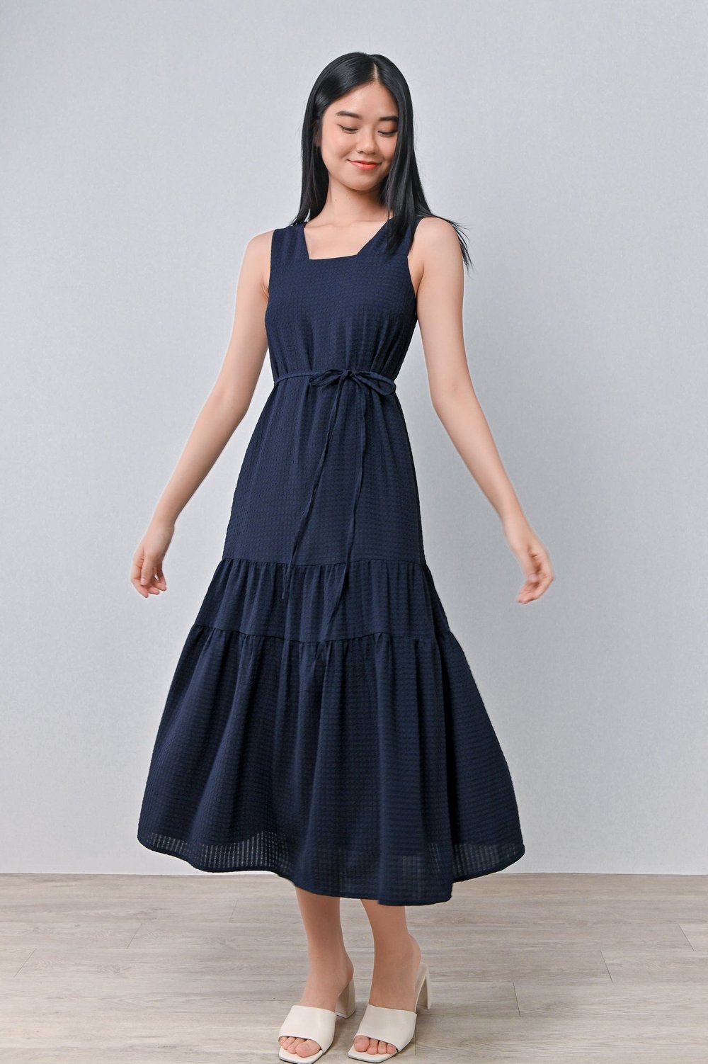 HARIN TWO-WAY TIERED DRESS IN NAVY