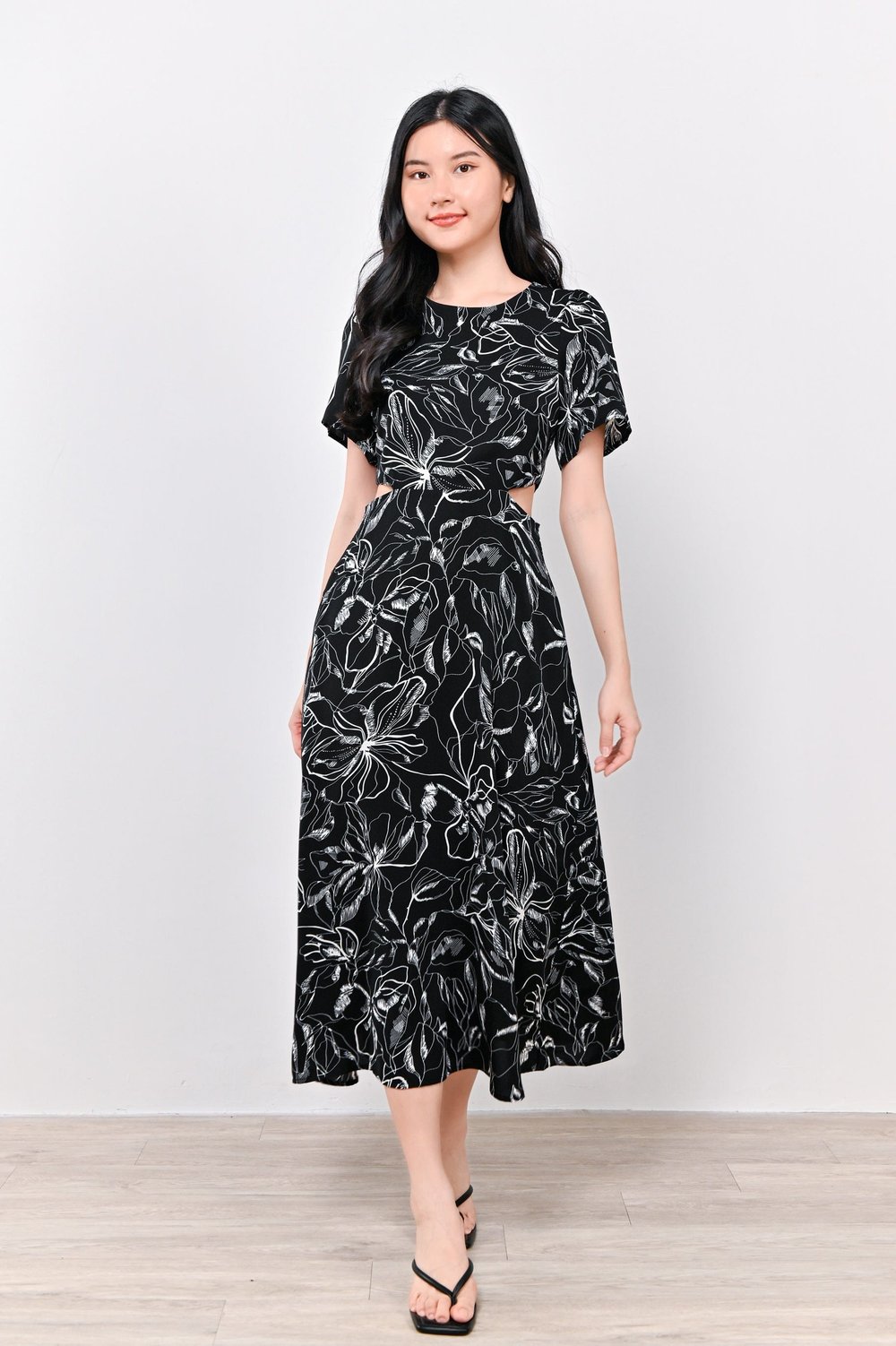 HARRIET ABSTRACT CUT-OUT DRESS IN BLACK HARRIET ABSTRACT CUT-OUT DRESS IN BLACK