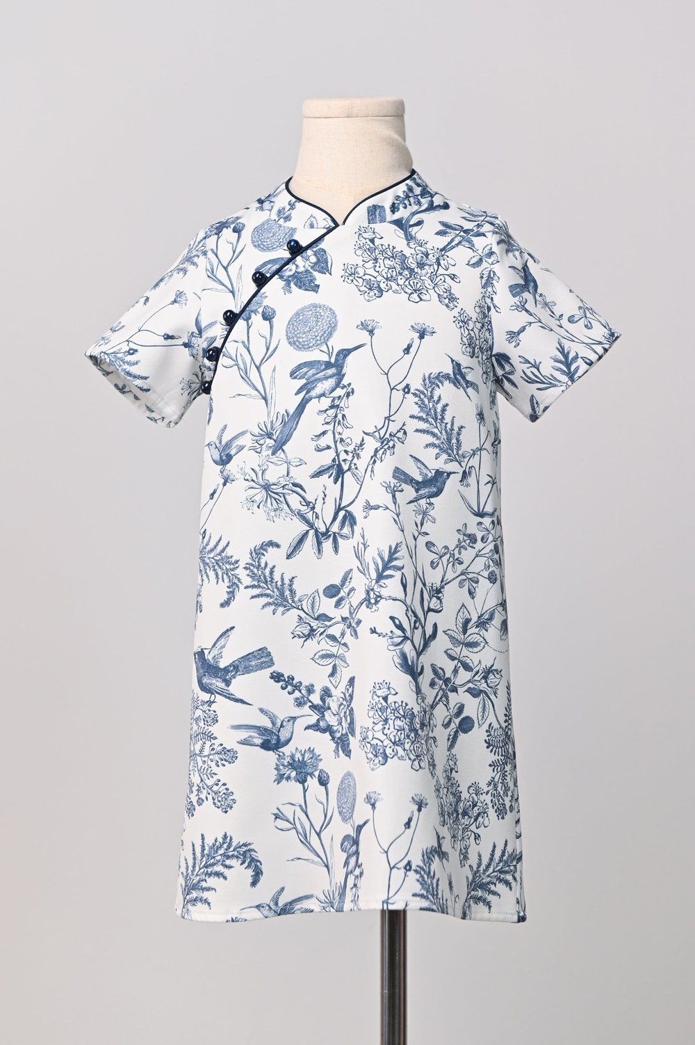 NAVY HUMMINGBIRD KIDS' CHEONGSAM