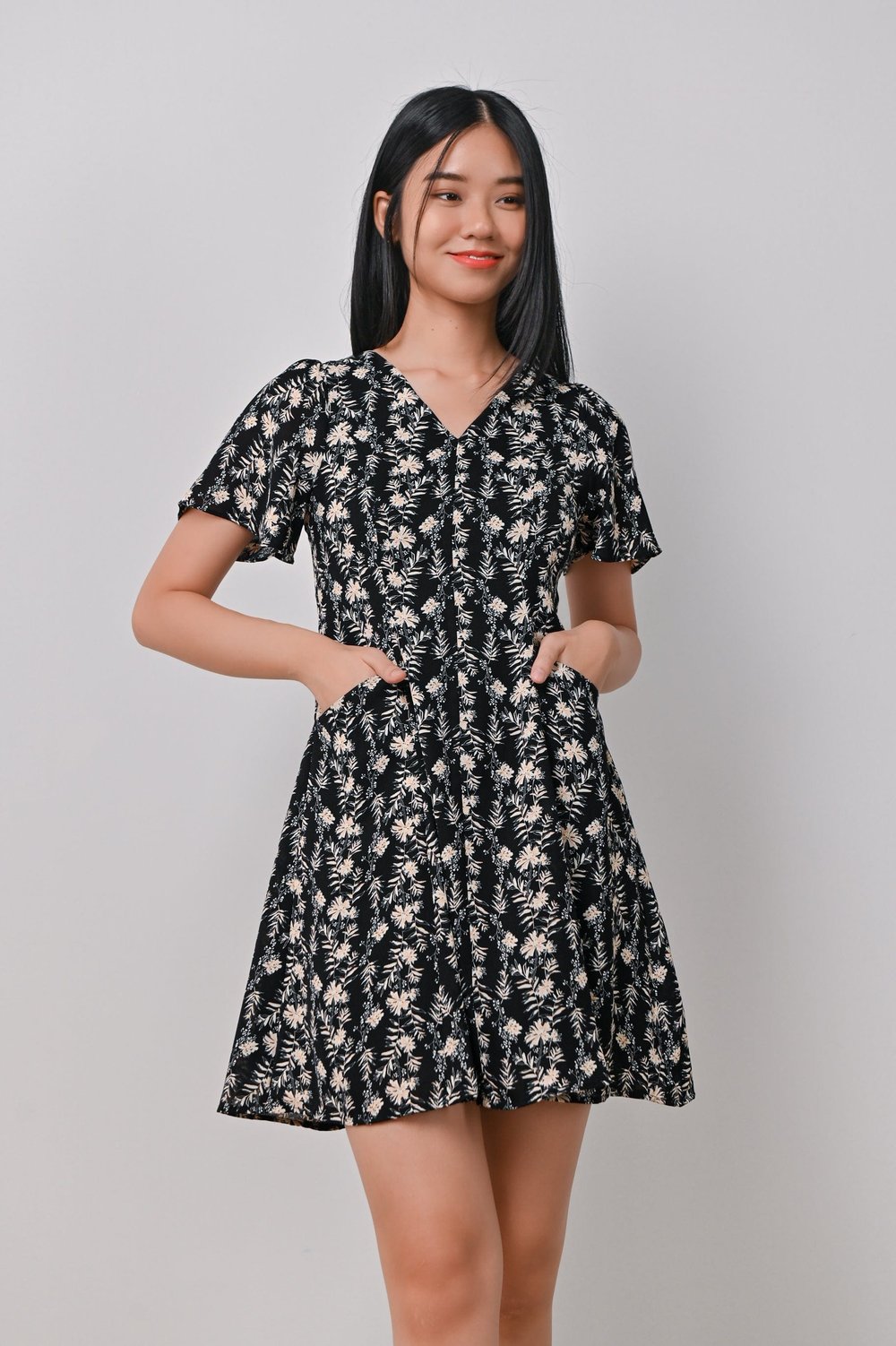 ITZELLA PANEL DRESS IN BEIGE FLORALS ITZELLA PANEL DRESS IN BEIGE FLORALS