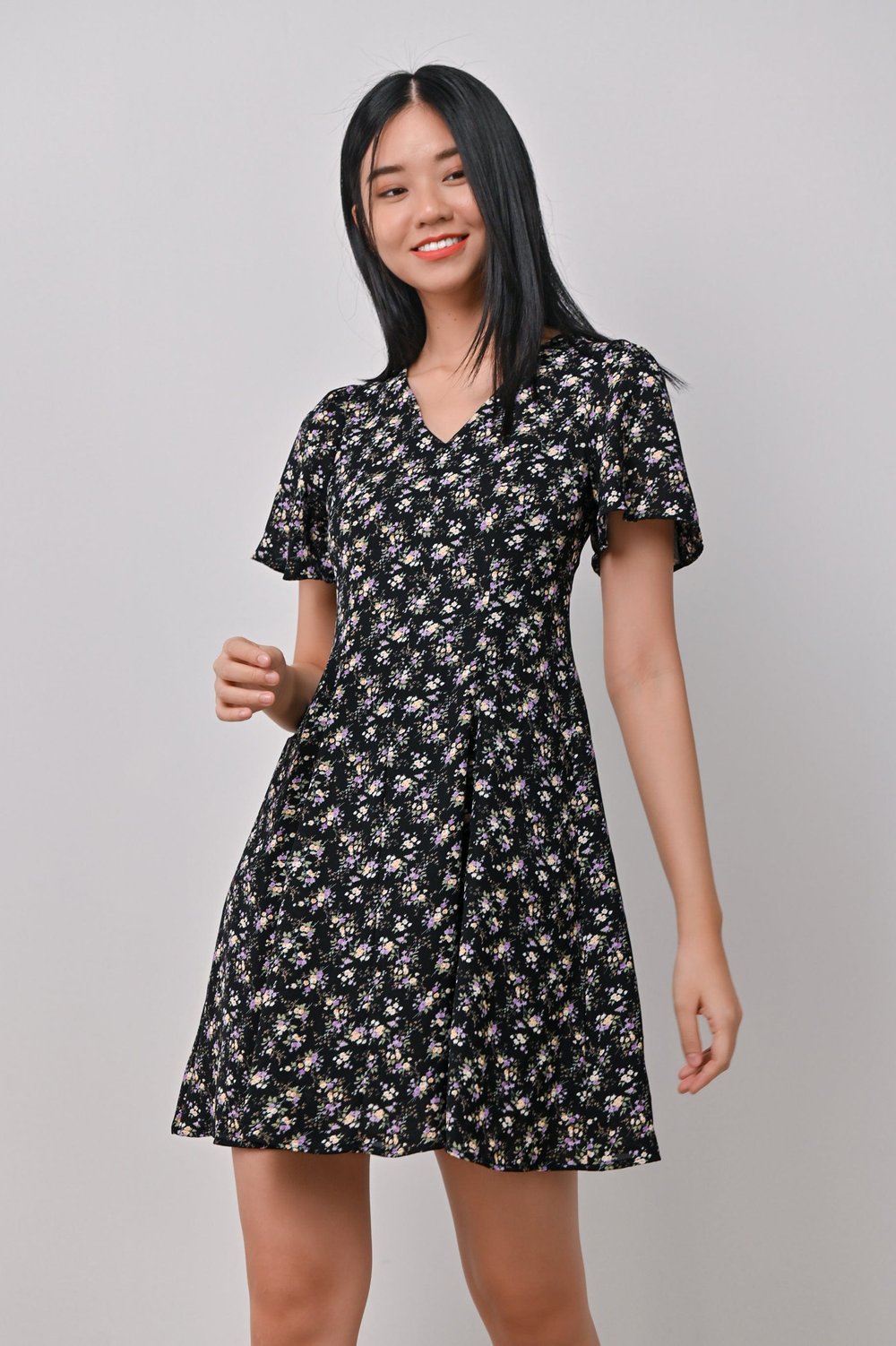 ITZELLA PANEL DRESS IN MINI FLORALS ITZELLA PANEL DRESS IN MINI FLORALS