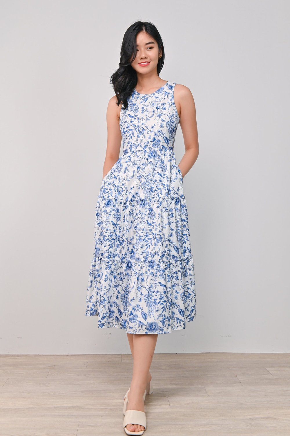 MAXY TIERED MIDAXI IN BLUE MAXY TIERED MIDAXI IN BLUE