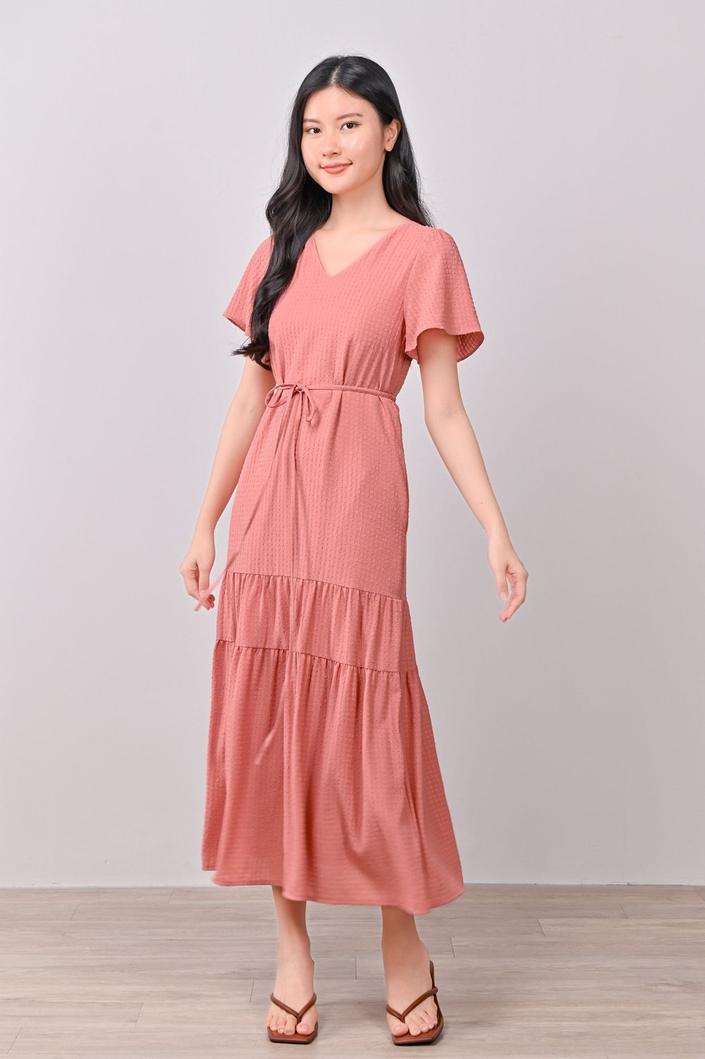 NARELLE SLEEVED TIERED DRESS IN TEA ROSE