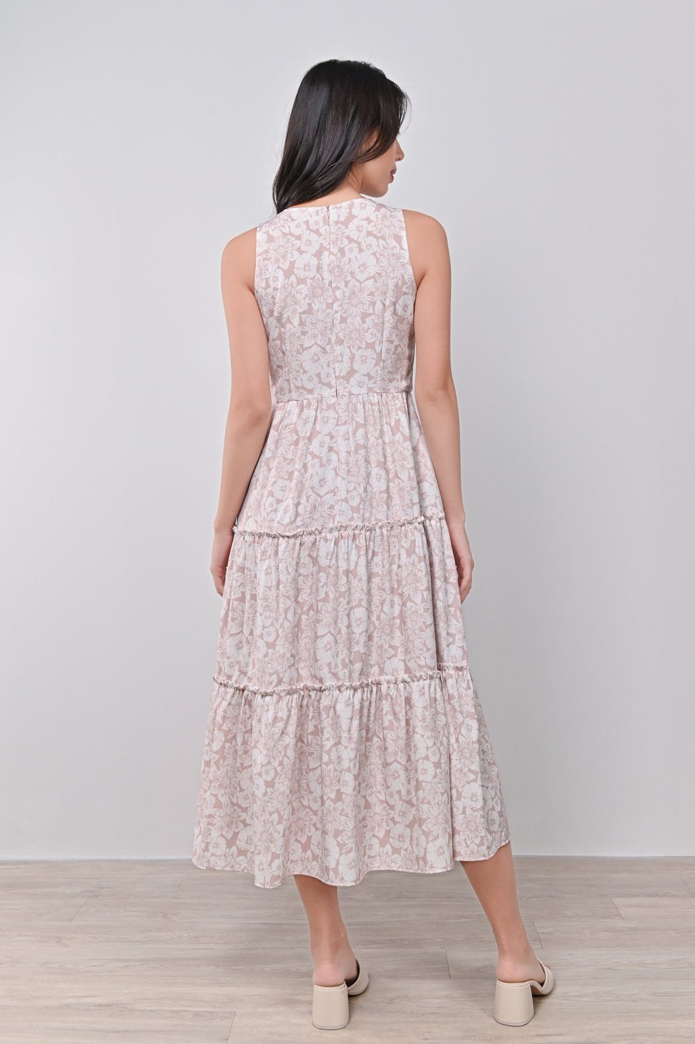 NUDE BLOOMS SLEEVELESS TIERED DRESS NUDE BLOOMS SLEEVELESS TIERED DRESS