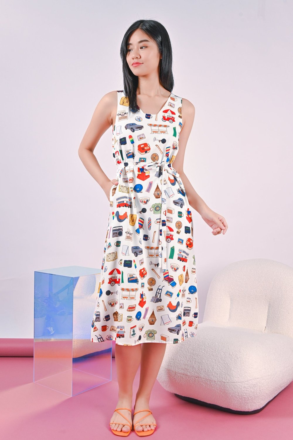 OLD SCHOOL SG TWO-WAY MIDI DRESS IN WHITE