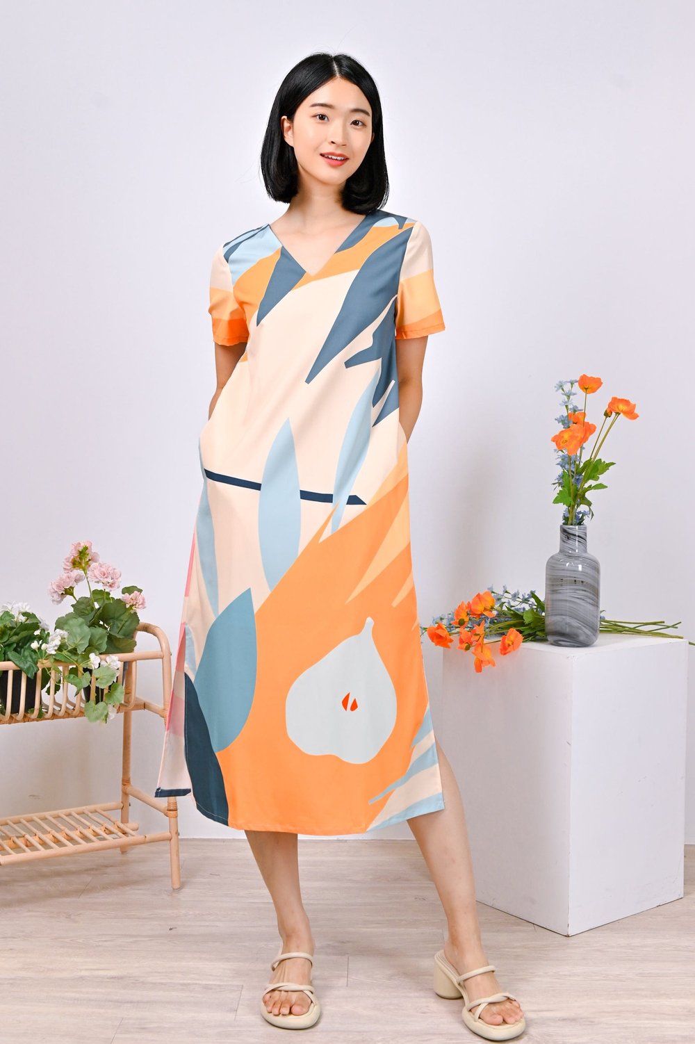 PEARADISE SLEEVED DRESS IN YELLOW