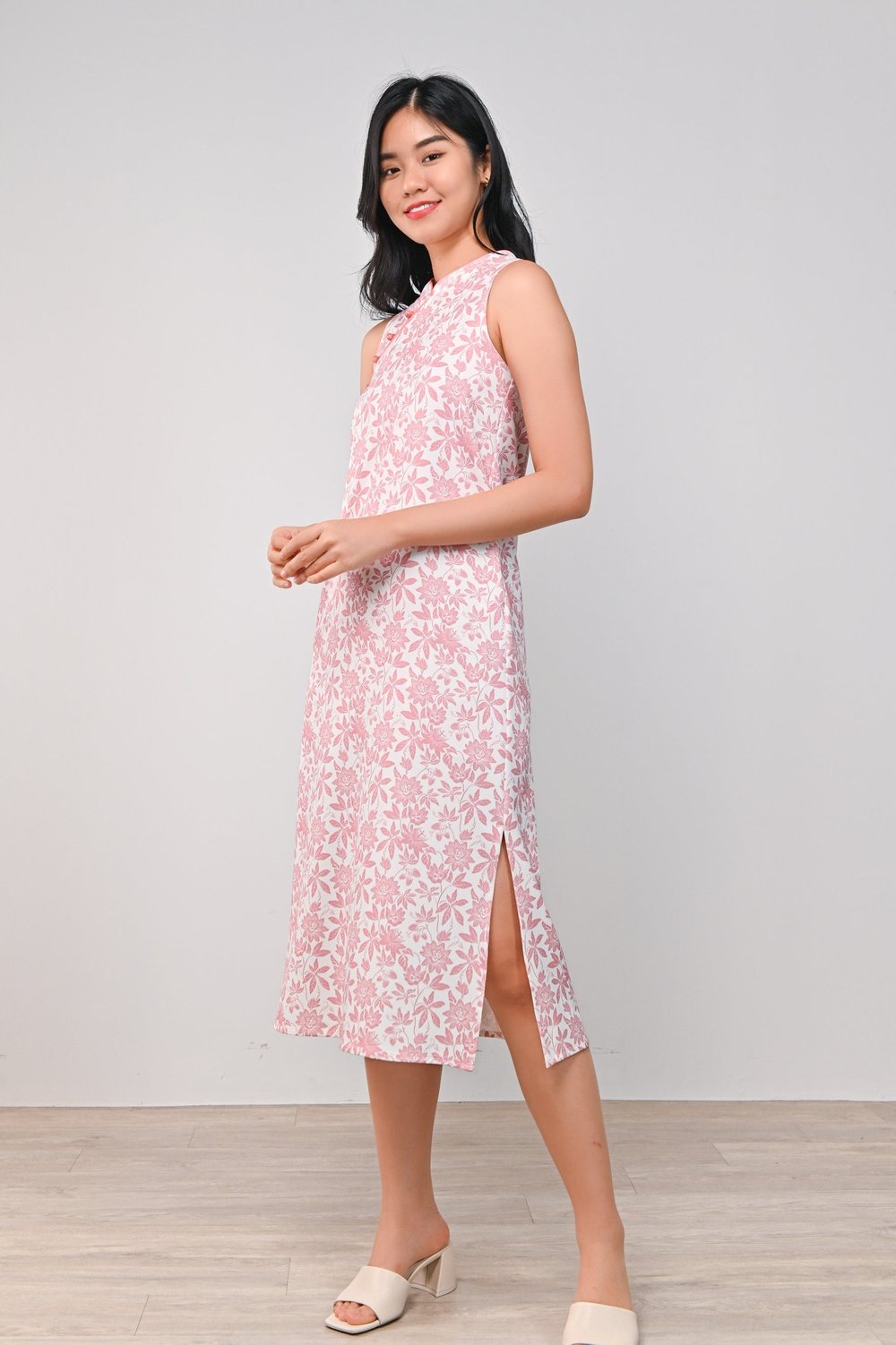 CAMY PINK SIDE-SLIT CHEONGSAM