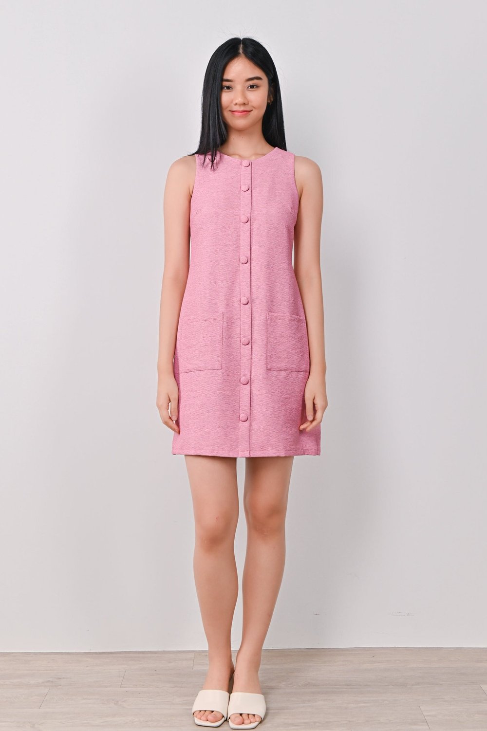 QUINA BUTTON SHIFT DRESS IN PINK
