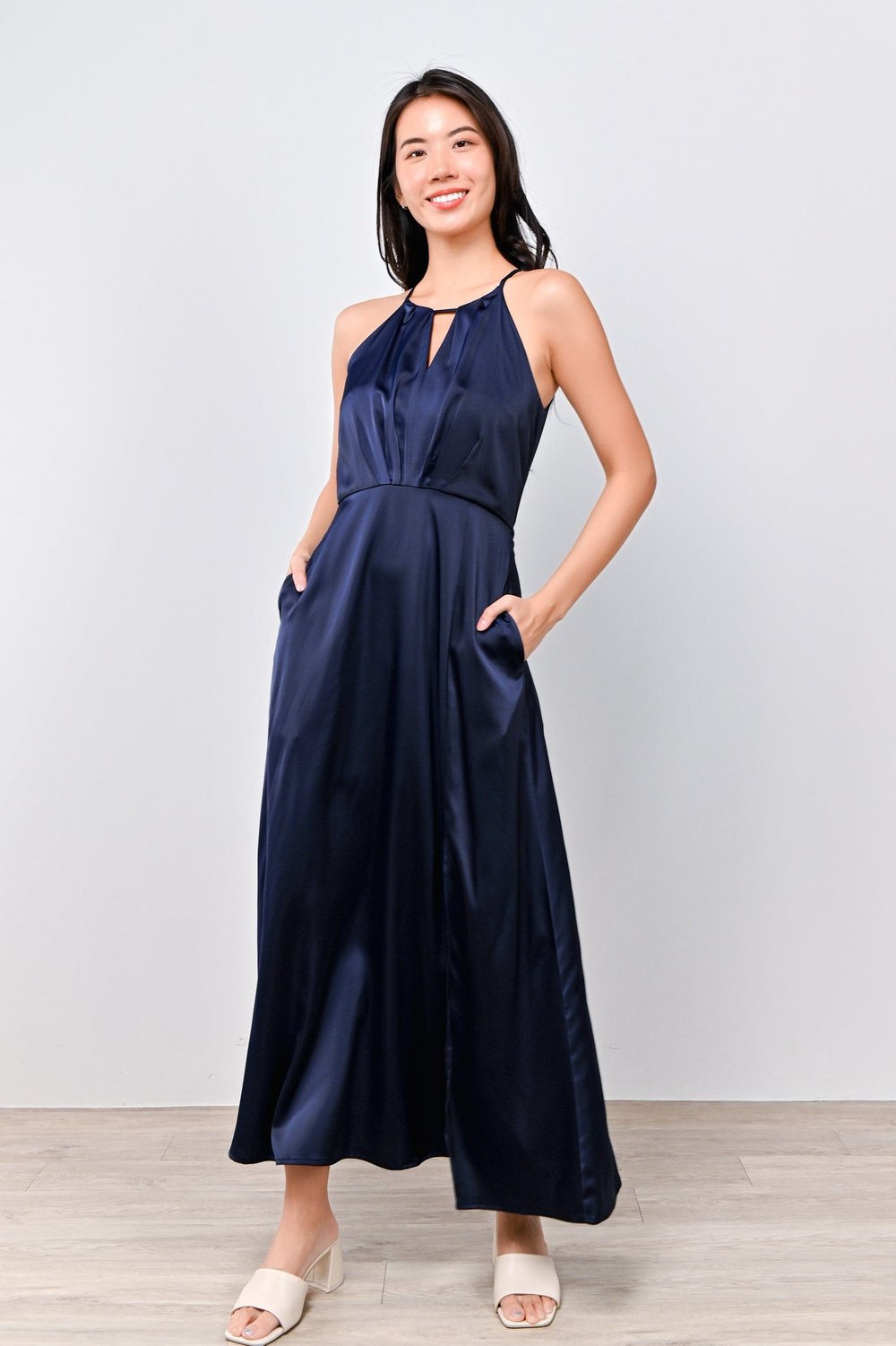 SEO-YEON KEYHOLE MAXI DRESS IN NAVY SEO-YEON KEYHOLE MAXI DRESS IN NAVY