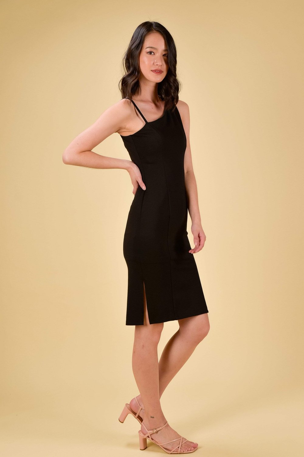 SHIRA ASYMMETRICAL BODYCON DRESS IN BLACK