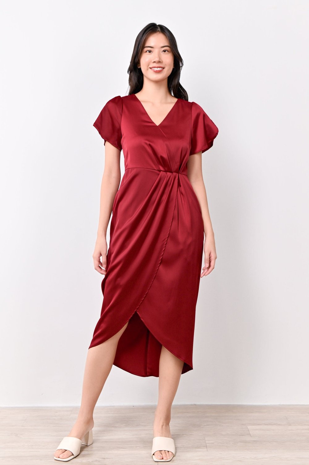 SOMI SLEEVED OVERLAP DRESS IN WINE SOMI SLEEVED OVERLAP DRESS IN WINE