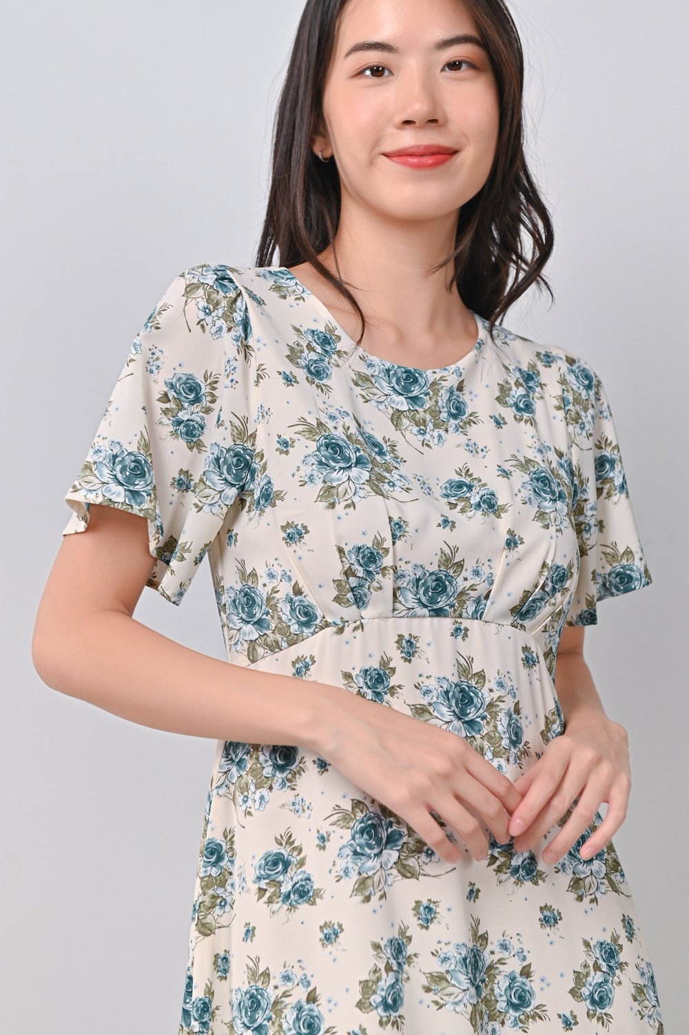 SUBIN FLORAL ROUND-NECK DRESS IN BLUE SUBIN FLORAL ROUND-NECK DRESS IN BLUE
