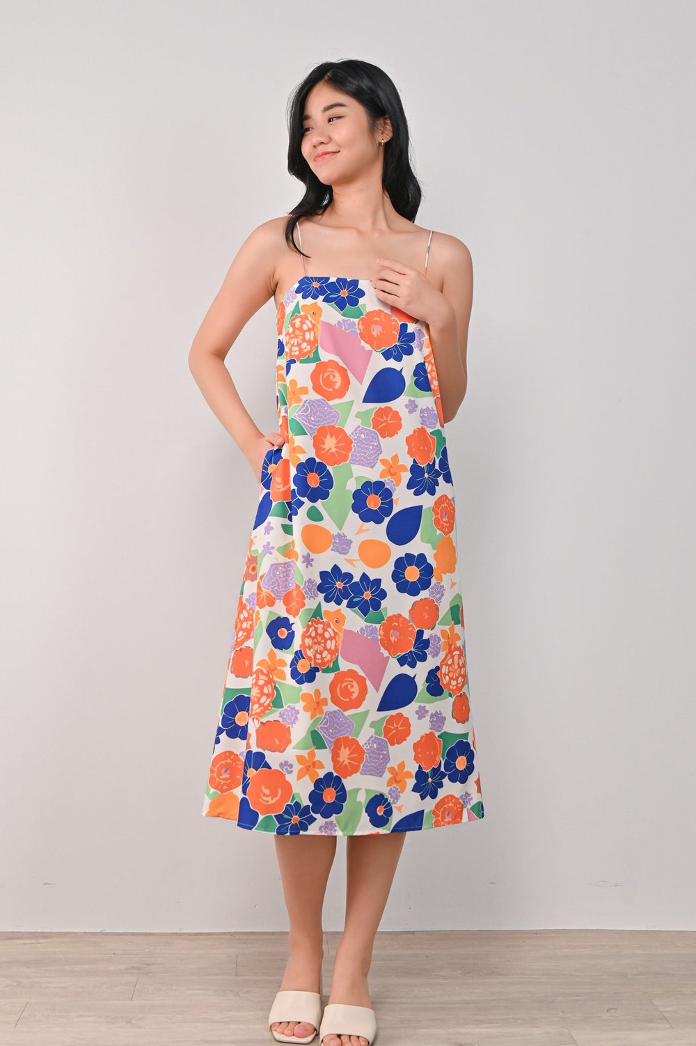 TIANA SPAG DRESS IN FRESH FLOWERS TIANA SPAG DRESS IN FRESH FLOWERS