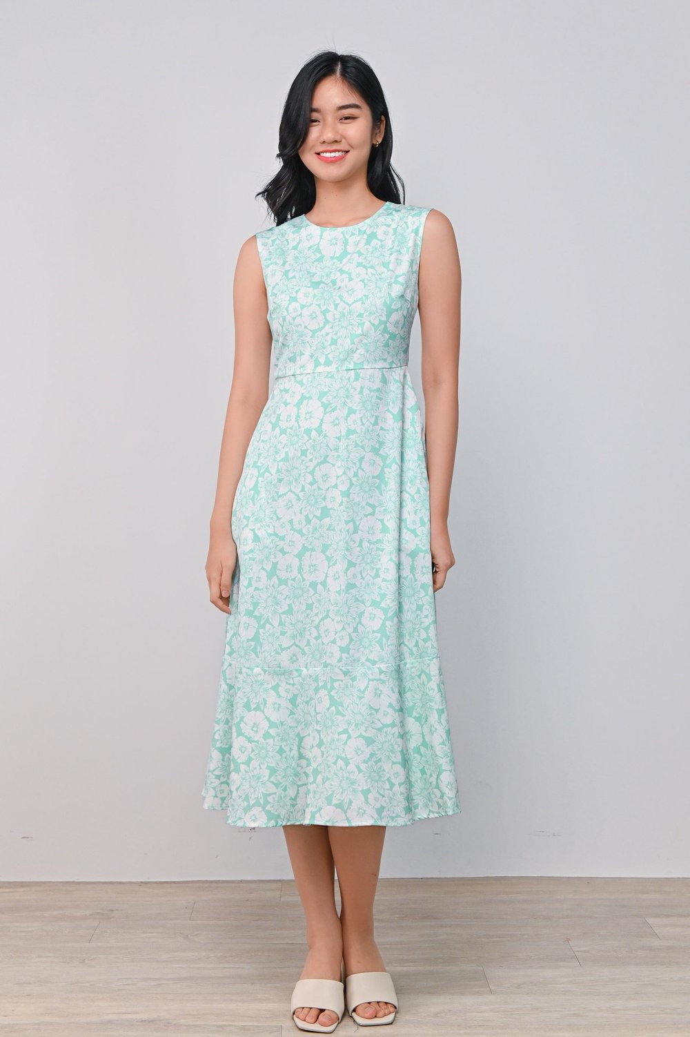 TIFFANY BLOOMS SLEEVELESS DRESS TIFFANY BLOOMS SLEEVELESS DRESS