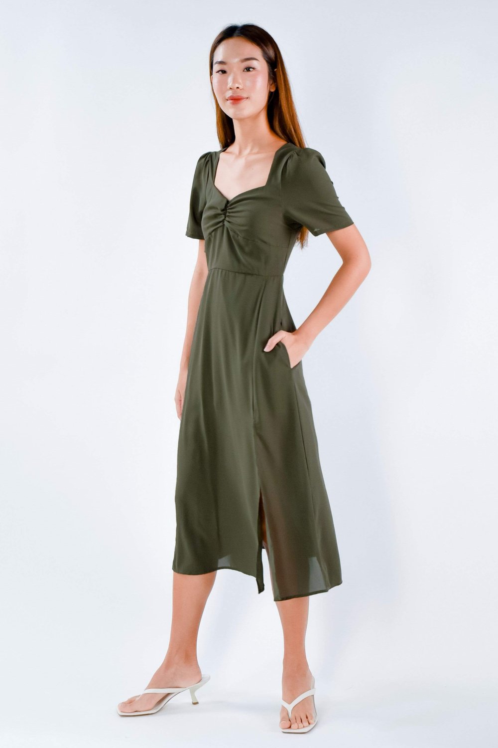 WEN SLEEVED RUCHED DRESS IN OLIVE