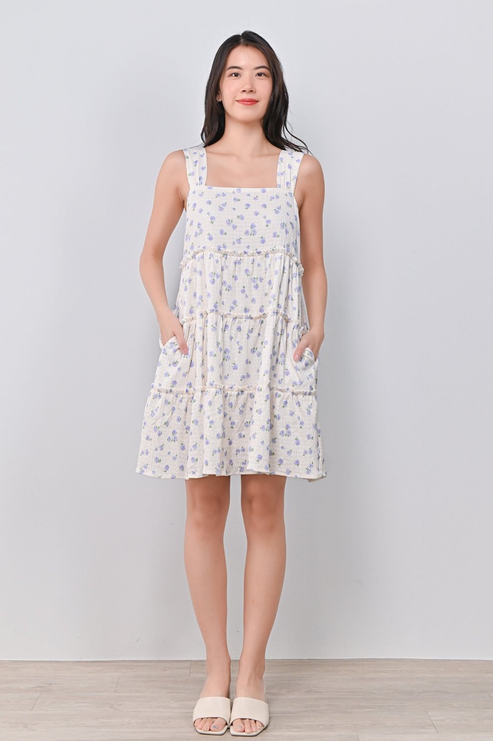YUNHEE FLORAL BABYDOLL DRESS IN LILAC YUNHEE FLORAL BABYDOLL DRESS IN LILAC