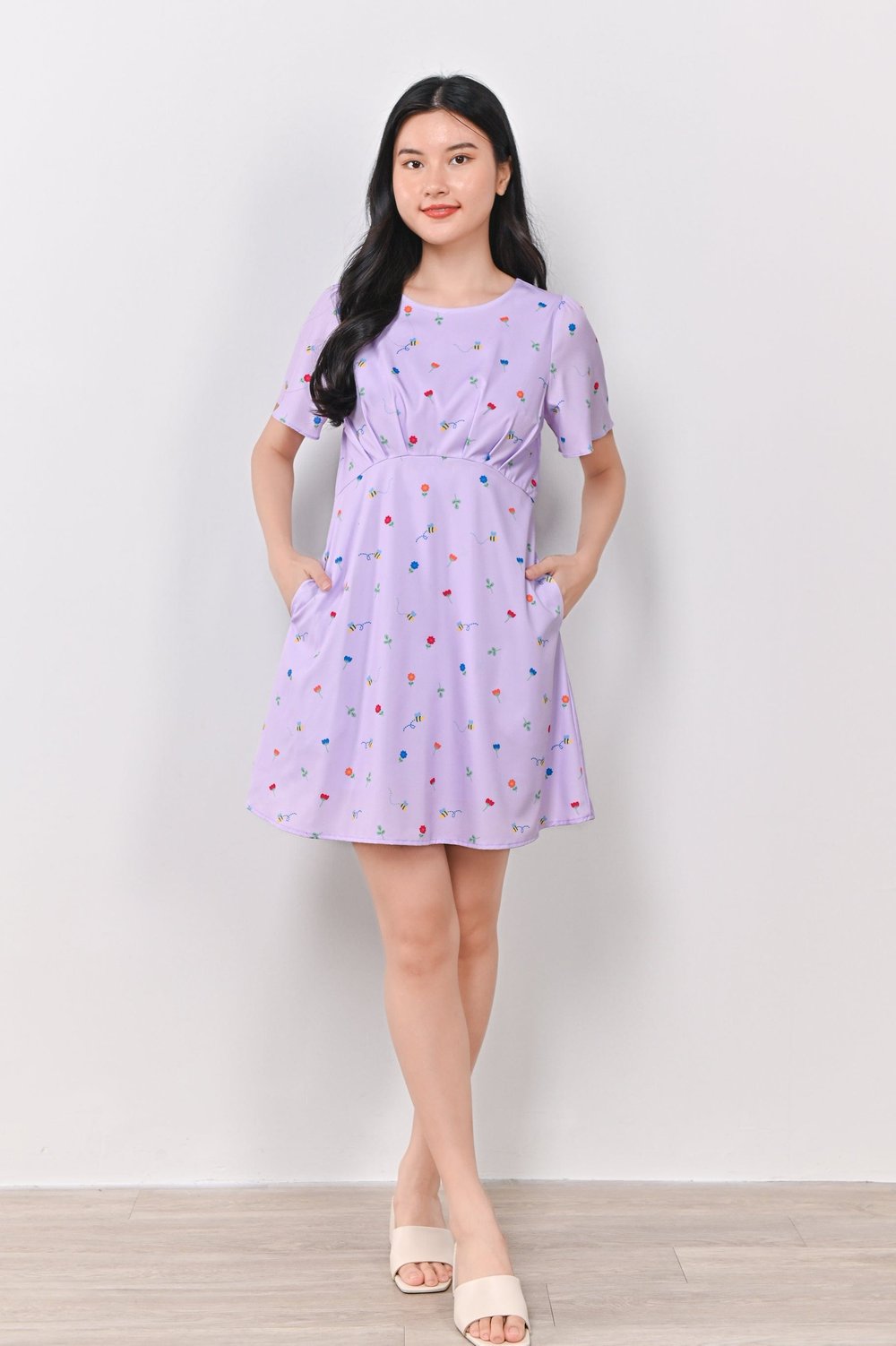 BUSY BEES LILAC DRESS-ROMPER BUSY BEES LILAC DRESS-ROMPER