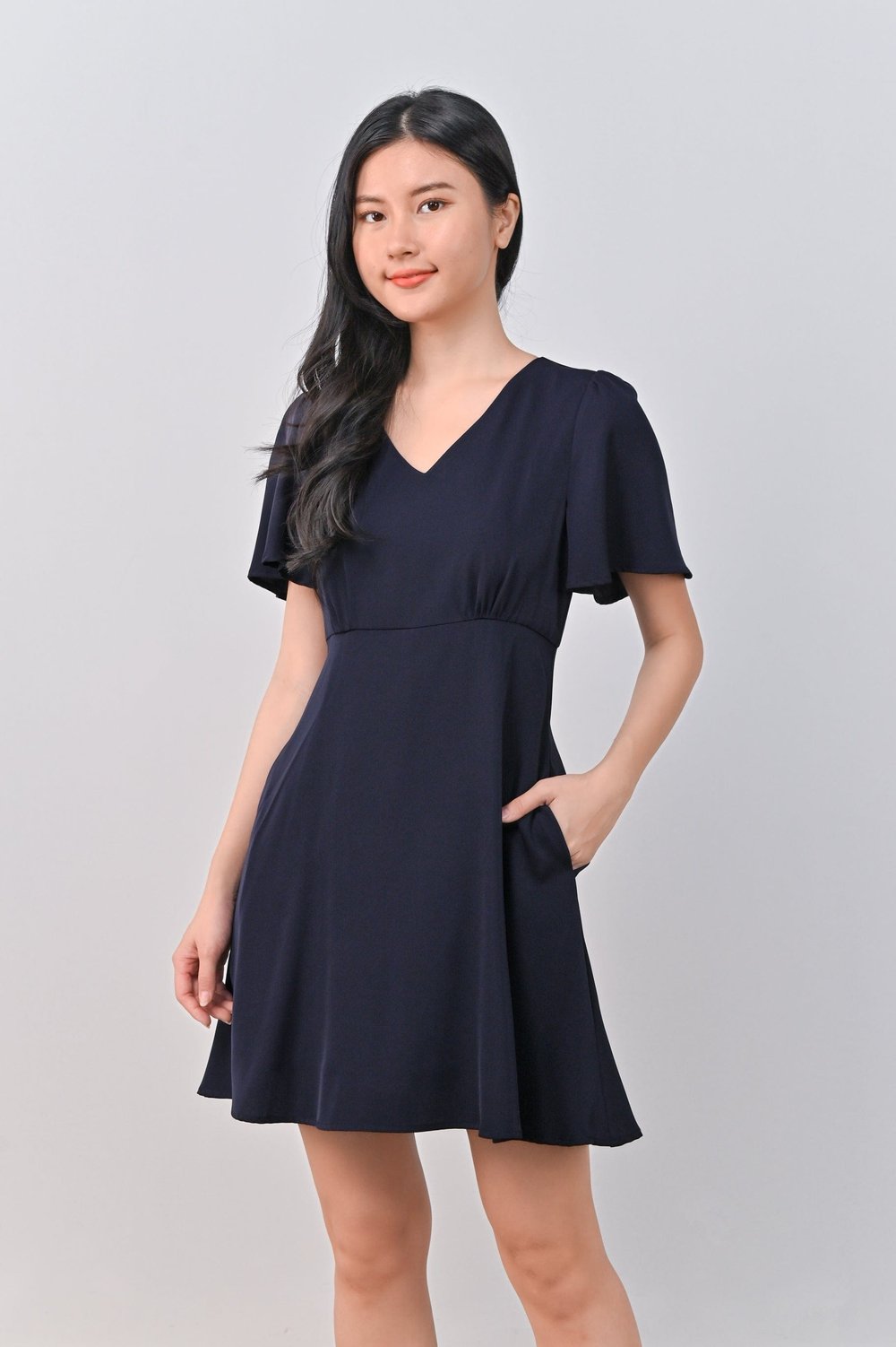 DONELLA V-NECK DRESS-ROMPER IN NAVY DONELLA V-NECK DRESS-ROMPER IN NAVY