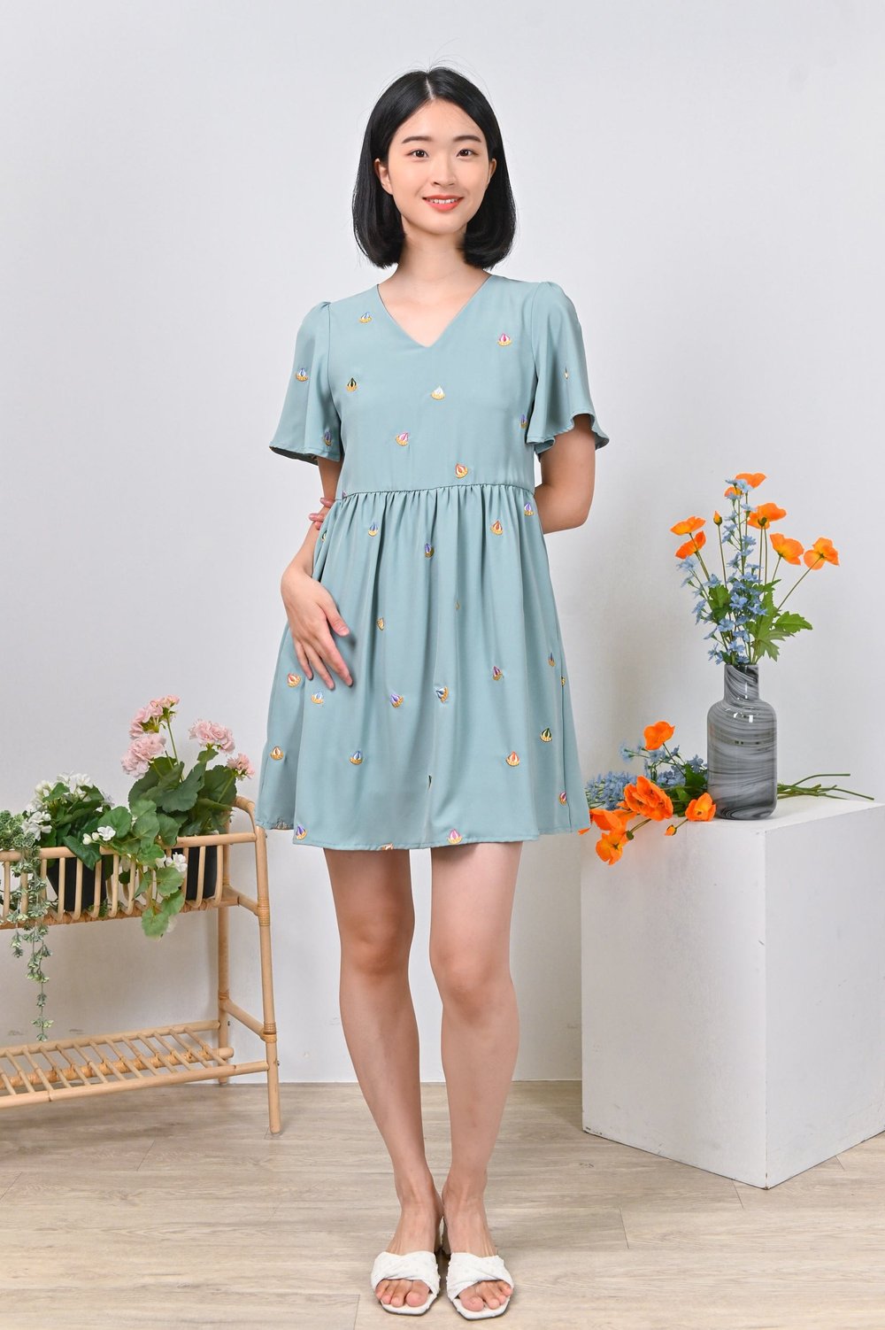 GEM BISCUIT EMB. DRESS-ROMPER GEM BISCUIT EMB. DRESS-ROMPER