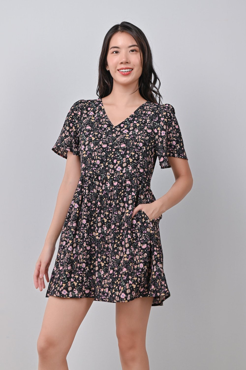LORINDA FLORAL DRESS-ROMPER IN BLACK LORINDA FLORAL DRESS-ROMPER IN BLACK