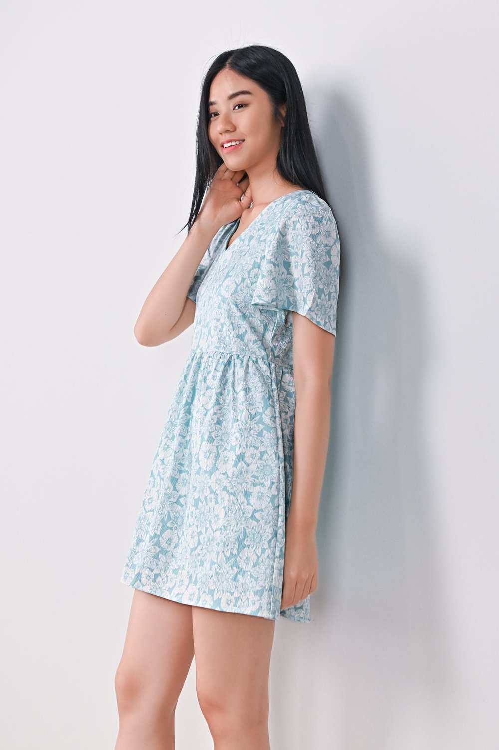 TIFFANY BLOOMS V-NECK DRESS-ROMPER TIFFANY BLOOMS V-NECK DRESS-ROMPER