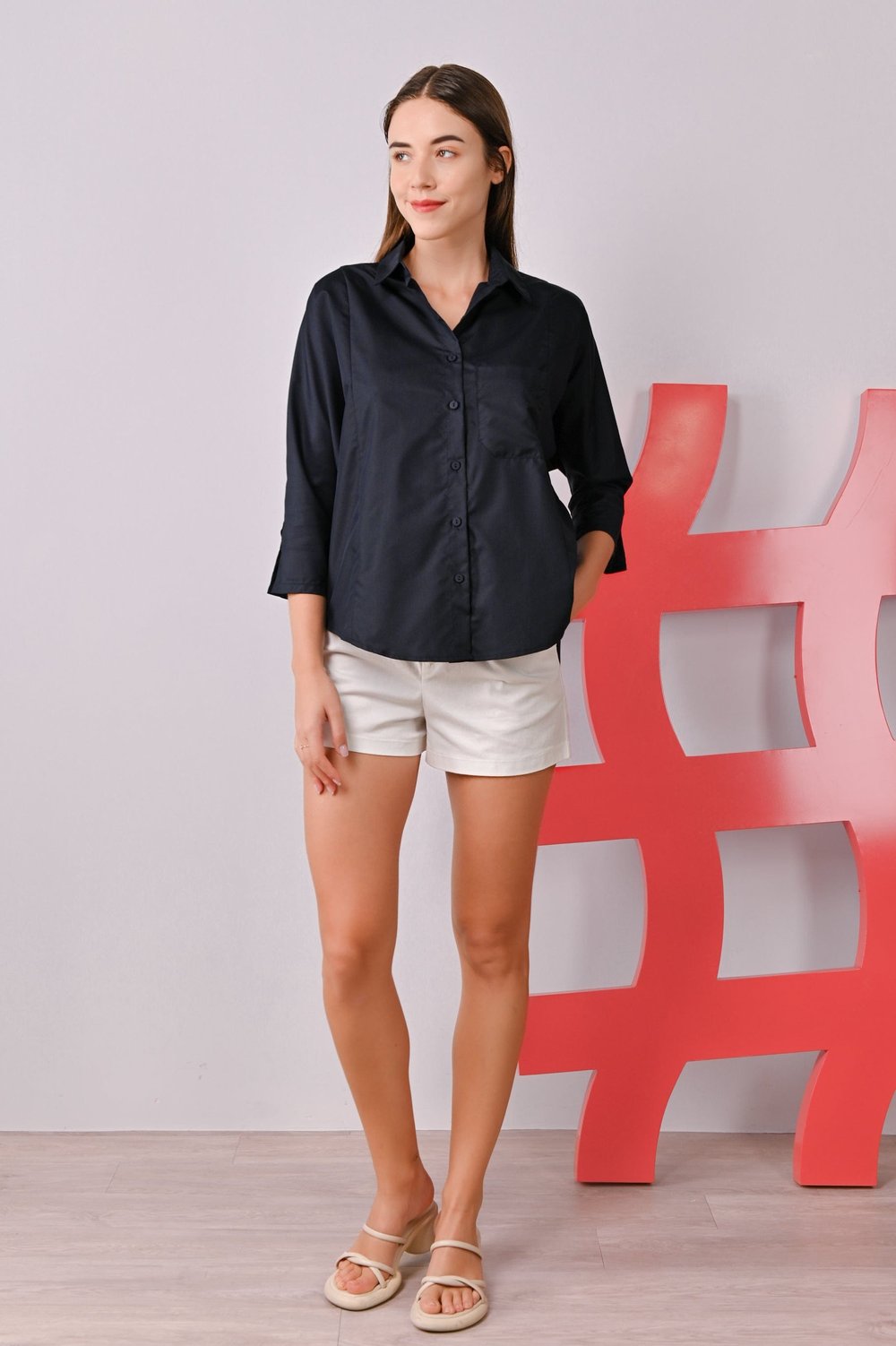 APRIL COTTON SHIRT IN NAVY APRIL COTTON SHIRT IN NAVY