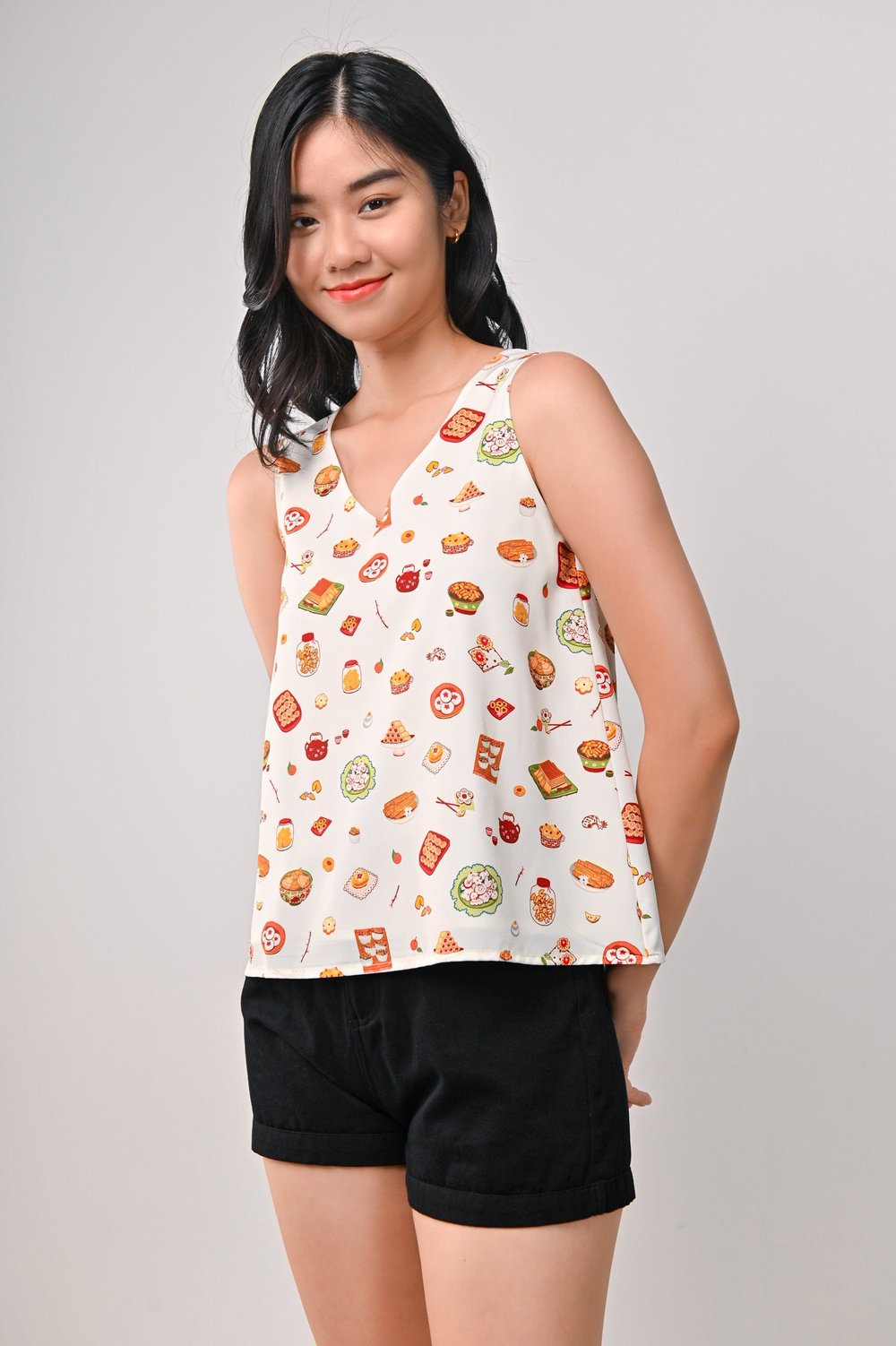 CNY SNACKS TWO-WAY TOP IN CREAM CNY SNACKS TWO-WAY TOP IN CREAM