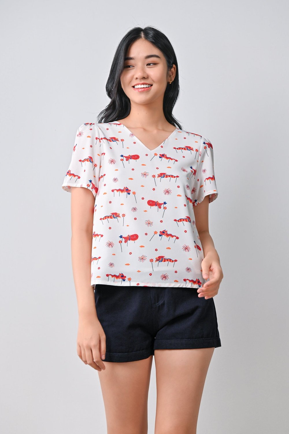 DRAGON DANCE SLEEVED TOP DRAGON DANCE SLEEVED TOP