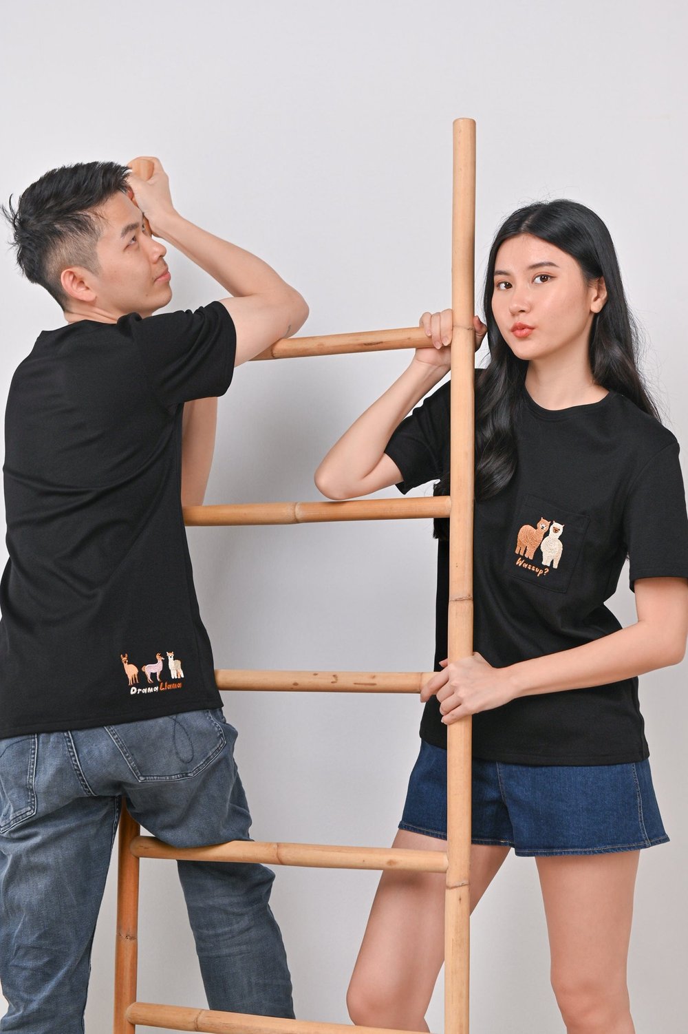 DRAMA LLAMA EMB. UNISEX TEE DRAMA LLAMA EMB. UNISEX TEE